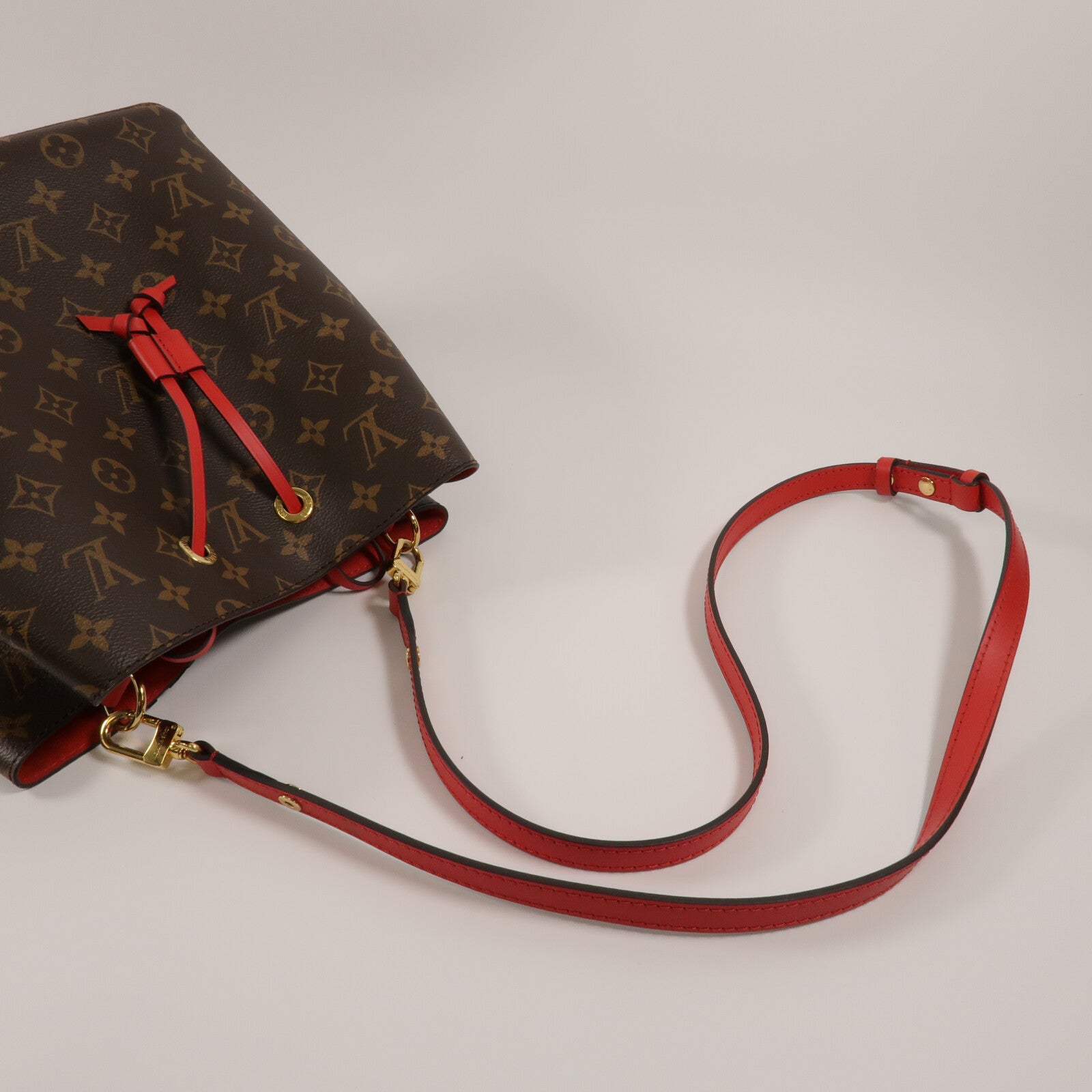 LOUIS VUITTON Monogram Neo Noe Bucket Bag肩背袋Coquelicot