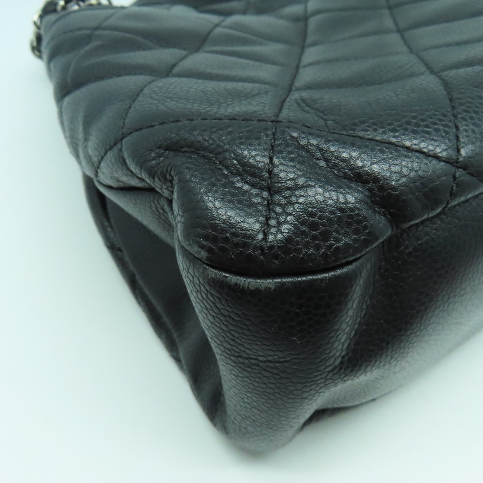 CHANEL 【激減優惠】菱格牛皮皮革Shoulder Bag銀扣肩背袋黑色