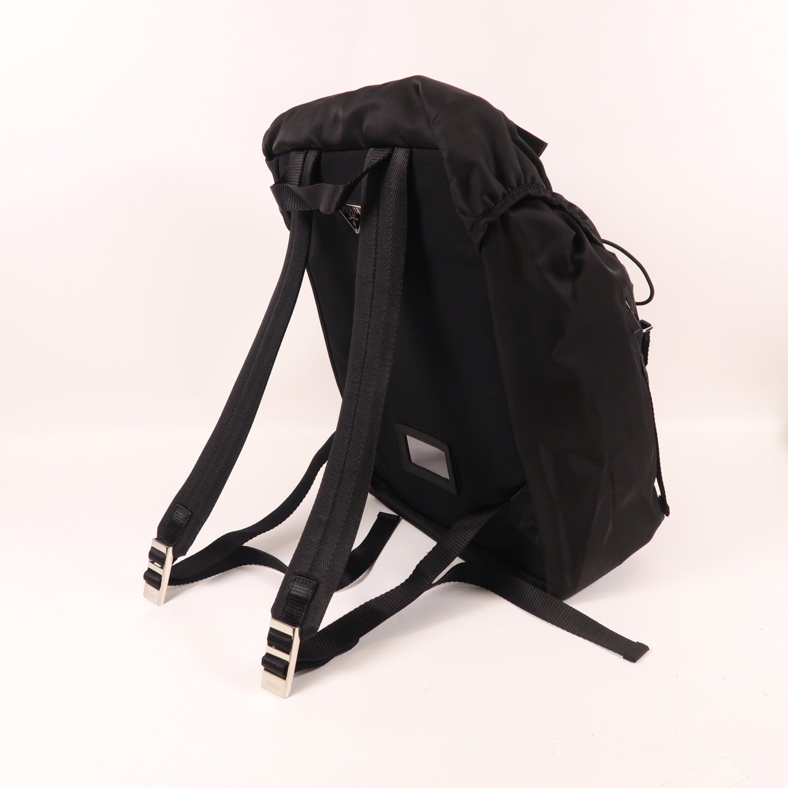 PRADA 尼龍Backpack銀扣背包黑色