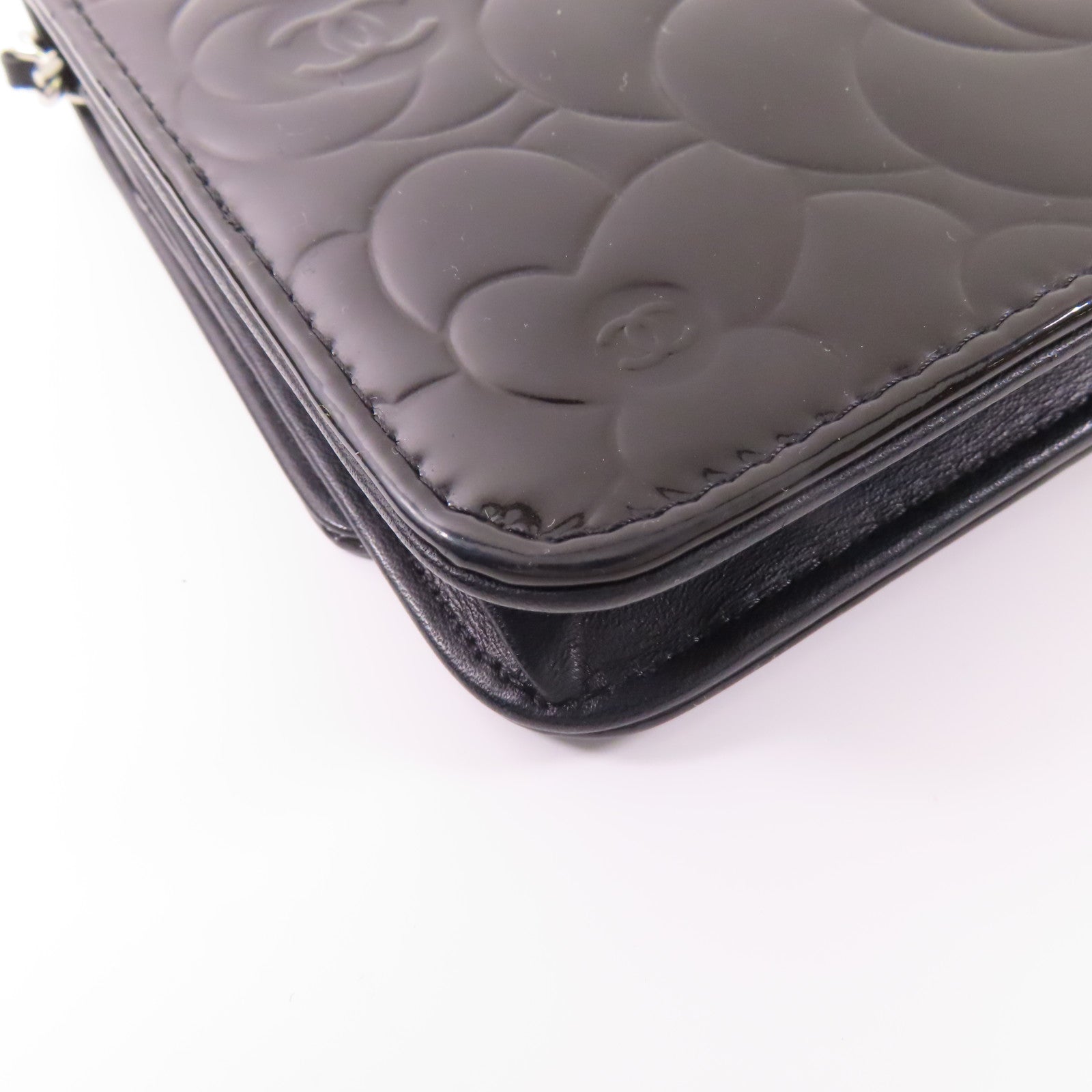 CHANEL 漆皮皮革WOC Wallet On Chain銀扣肩背袋