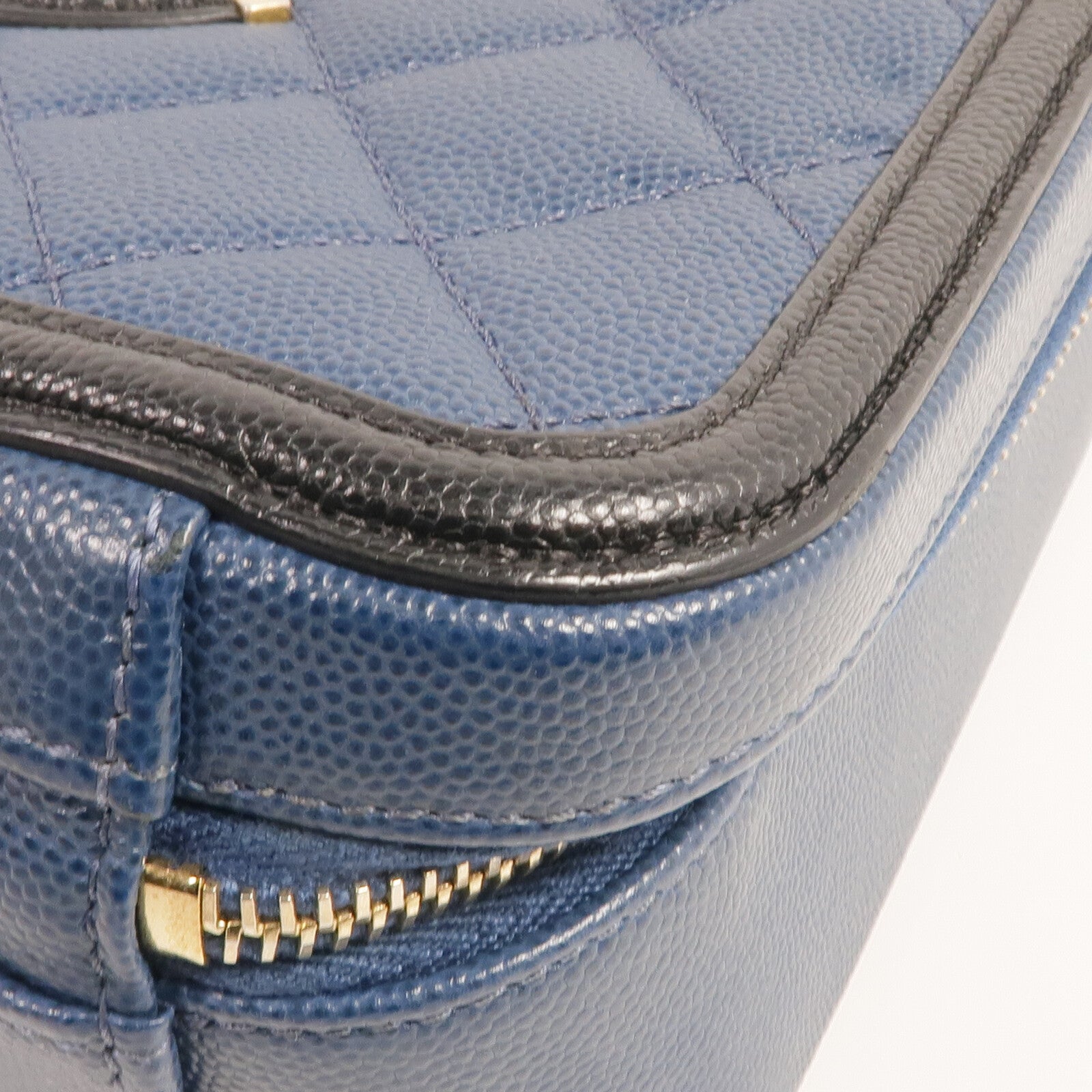 CHANEL 牛皮皮革Vanity Case金扣手挽肩背兩用袋