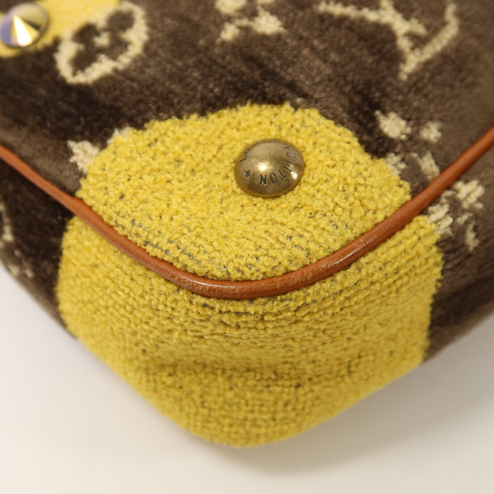 LOUIS VUITTON 牛皮皮革/絨布/鱷魚皮革L'oeil Pochette鏈帶肩背袋