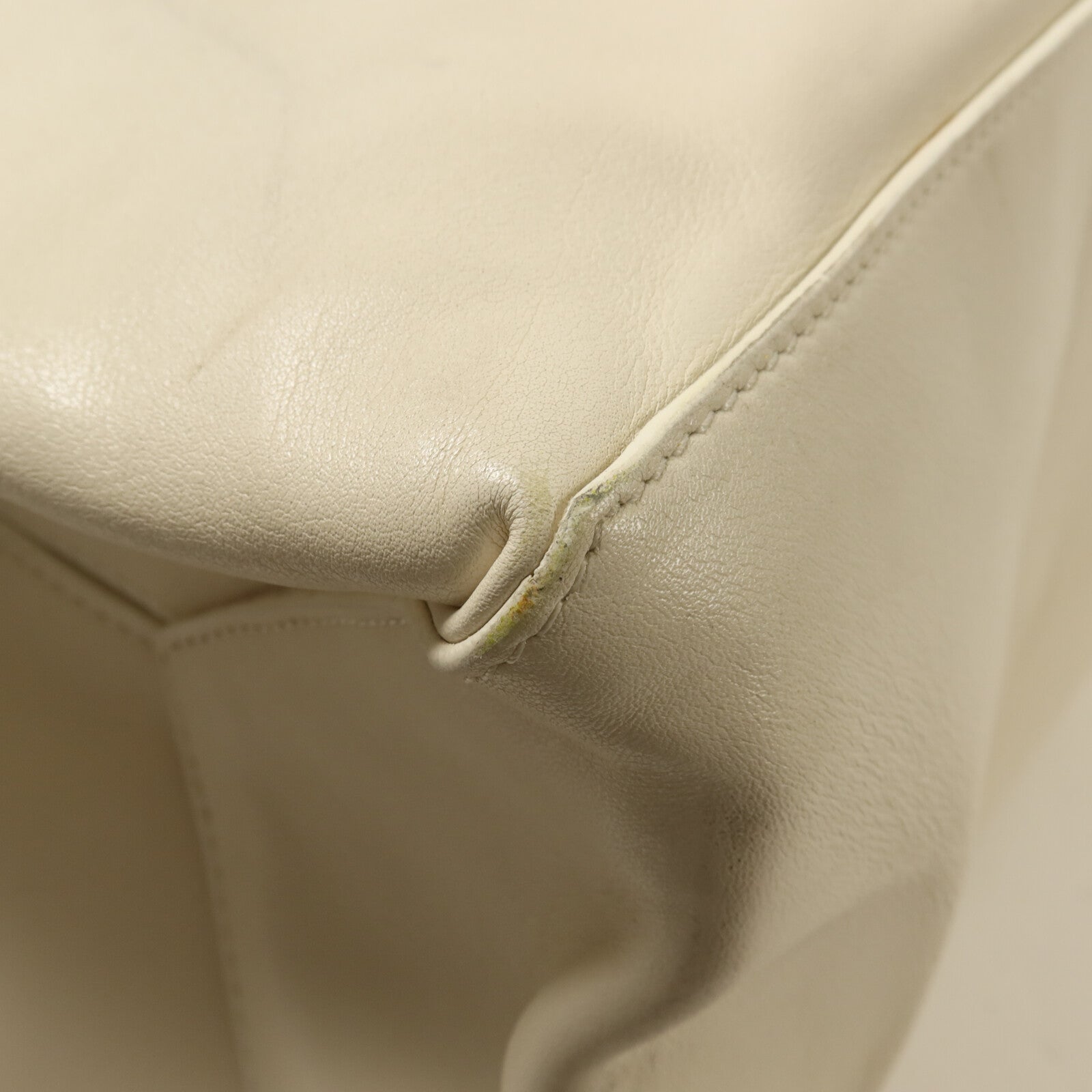 CHANEL 牛皮皮革Essential Tote Bag手挽袋