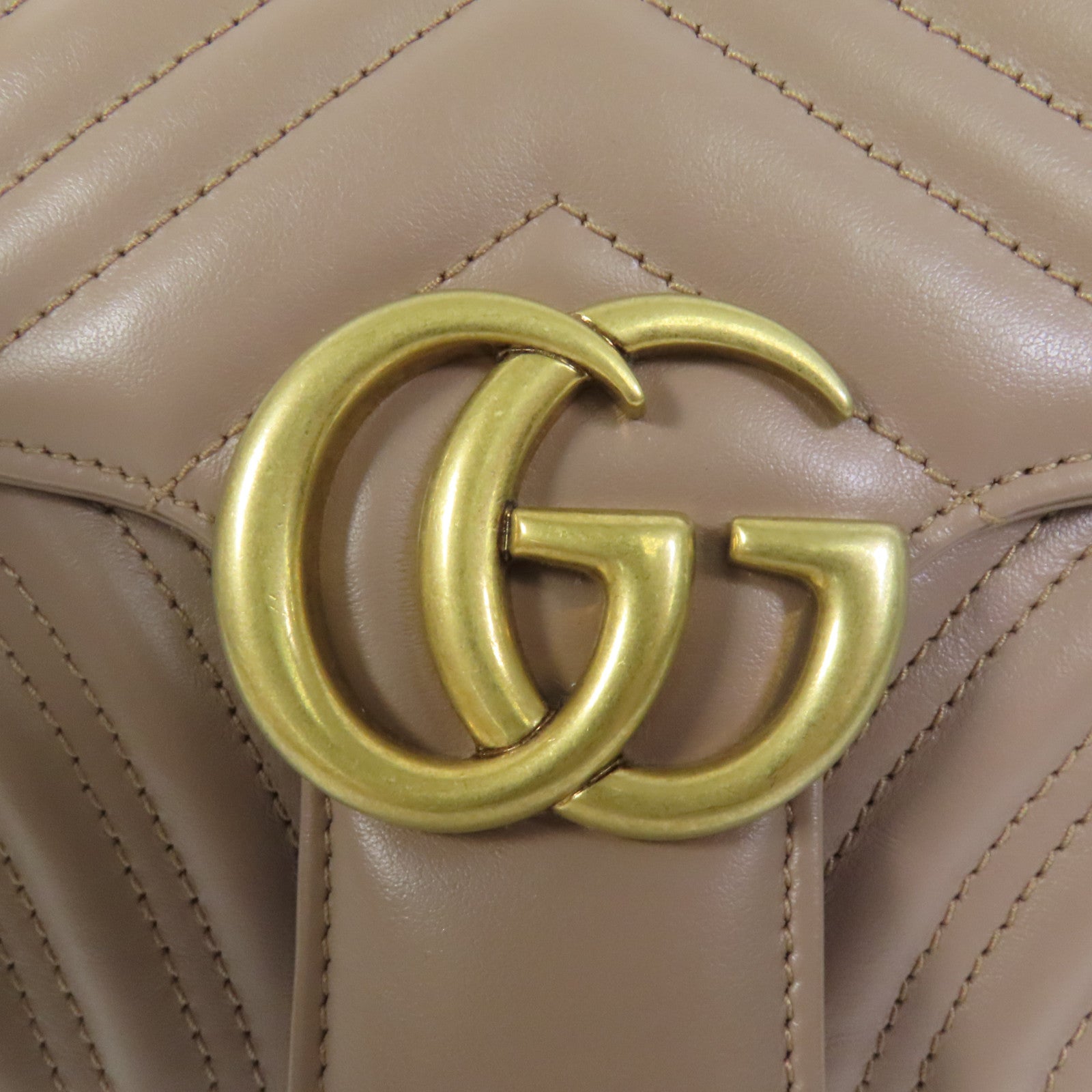 GUCCI 牛皮皮革GG Marmont金扣鏈帶肩背袋