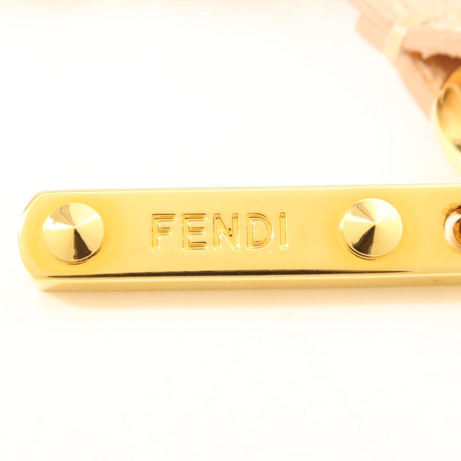 FENDI 毛皮Charm金扣掛飾