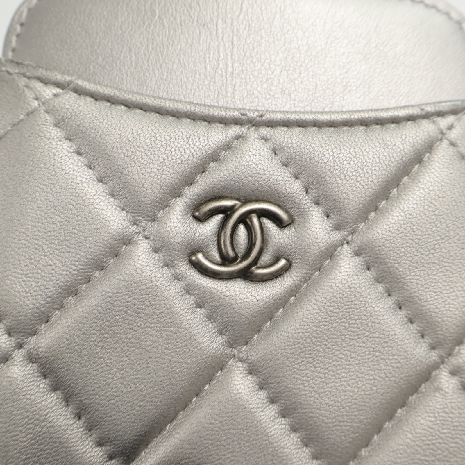 CHANEL 牛皮皮革Multi Pouch Clutch With Chain鏈帶肩背袋