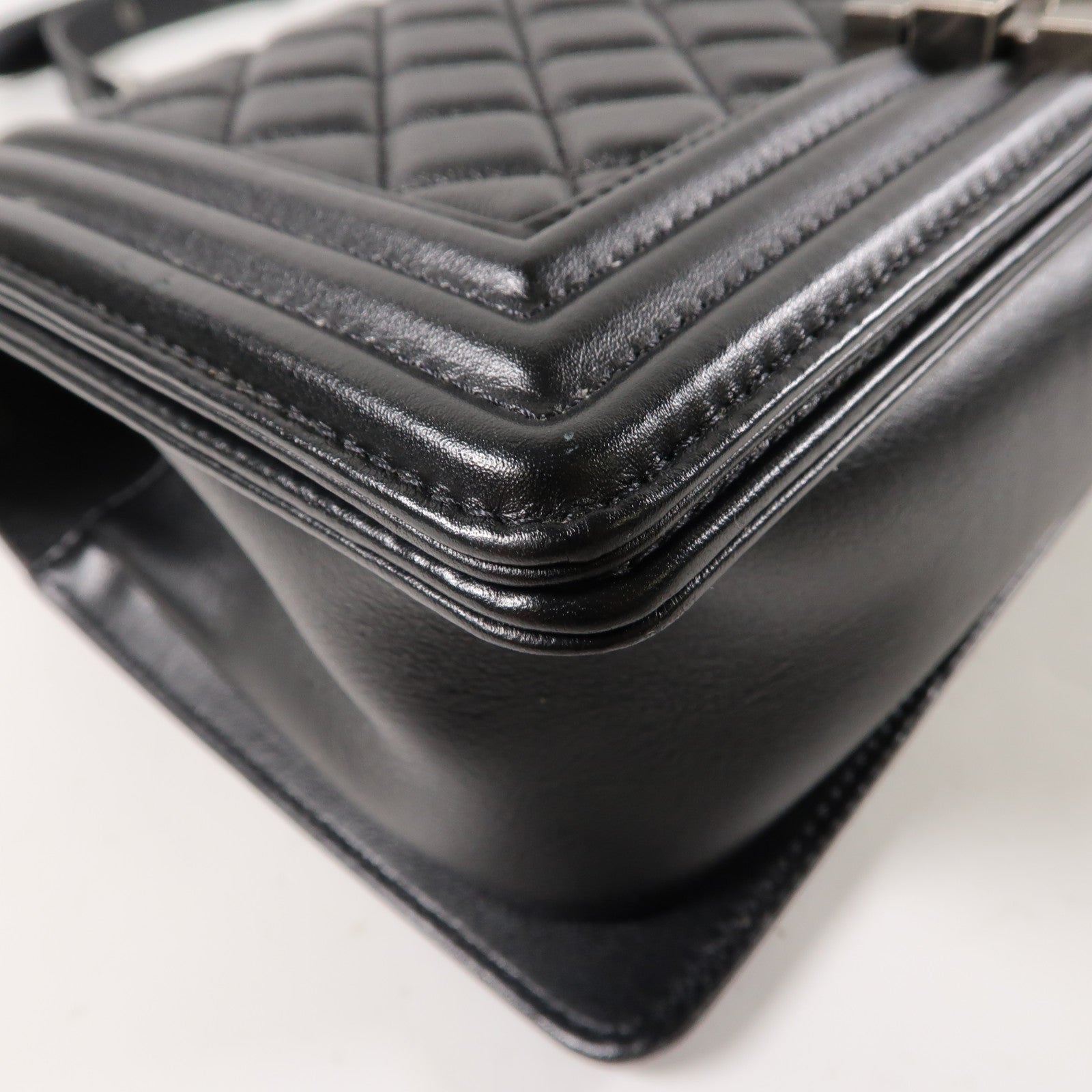 CHANEL 【激減優惠】菱格羊皮皮革Boy 25cm Chain Shoulder Bag銀扣鏈帶肩背袋黑色