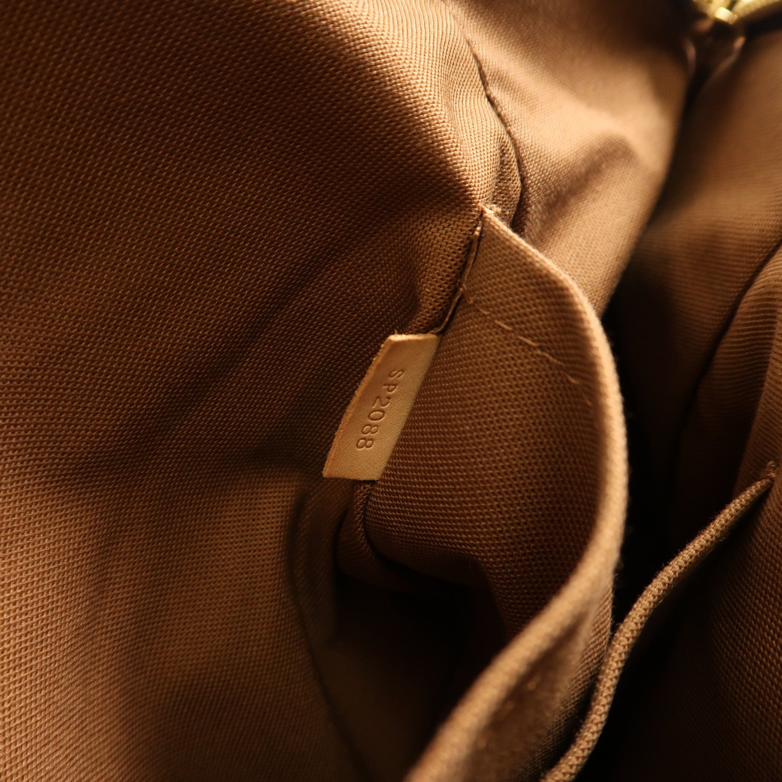 LOUIS VUITTON Monogram Tivoli GM金扣肩背袋