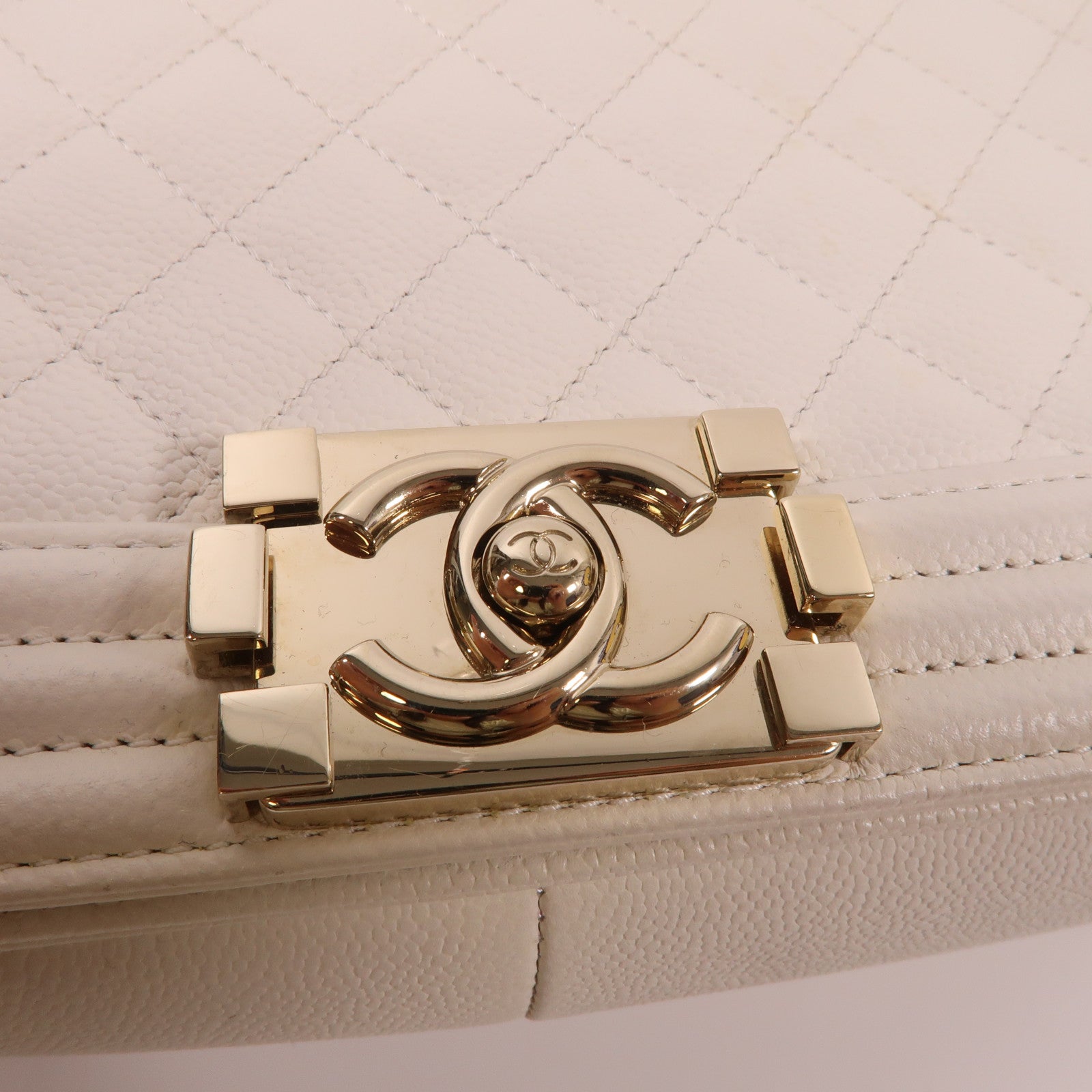 CHANEL 牛皮皮革Boy 25金扣鏈帶肩背袋