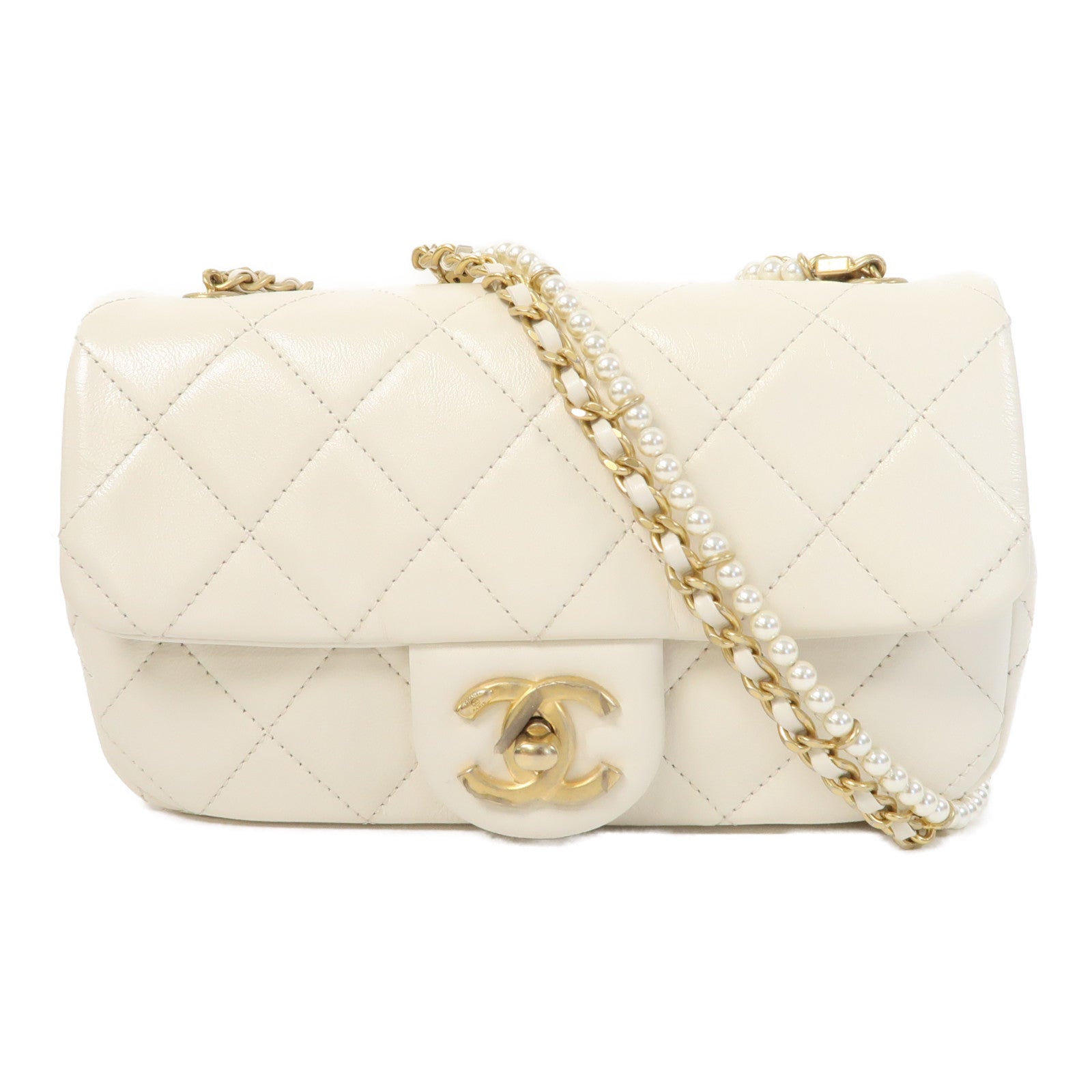CHANEL 菱格牛皮皮革Mini Crystal Pearls Chain Flap金扣鏈帶肩背袋白色