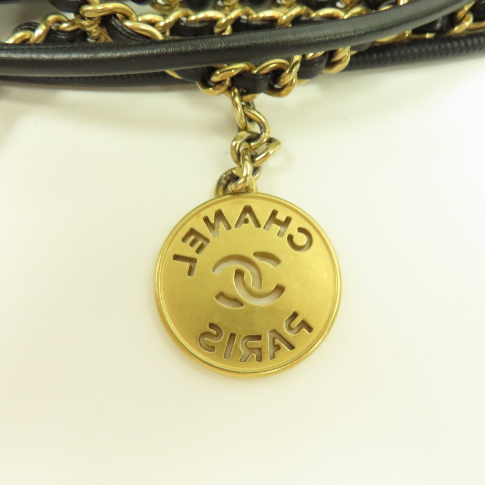 CHANEL 菱格牛皮皮革Chanel 22 Mini金扣肩背袋黑色