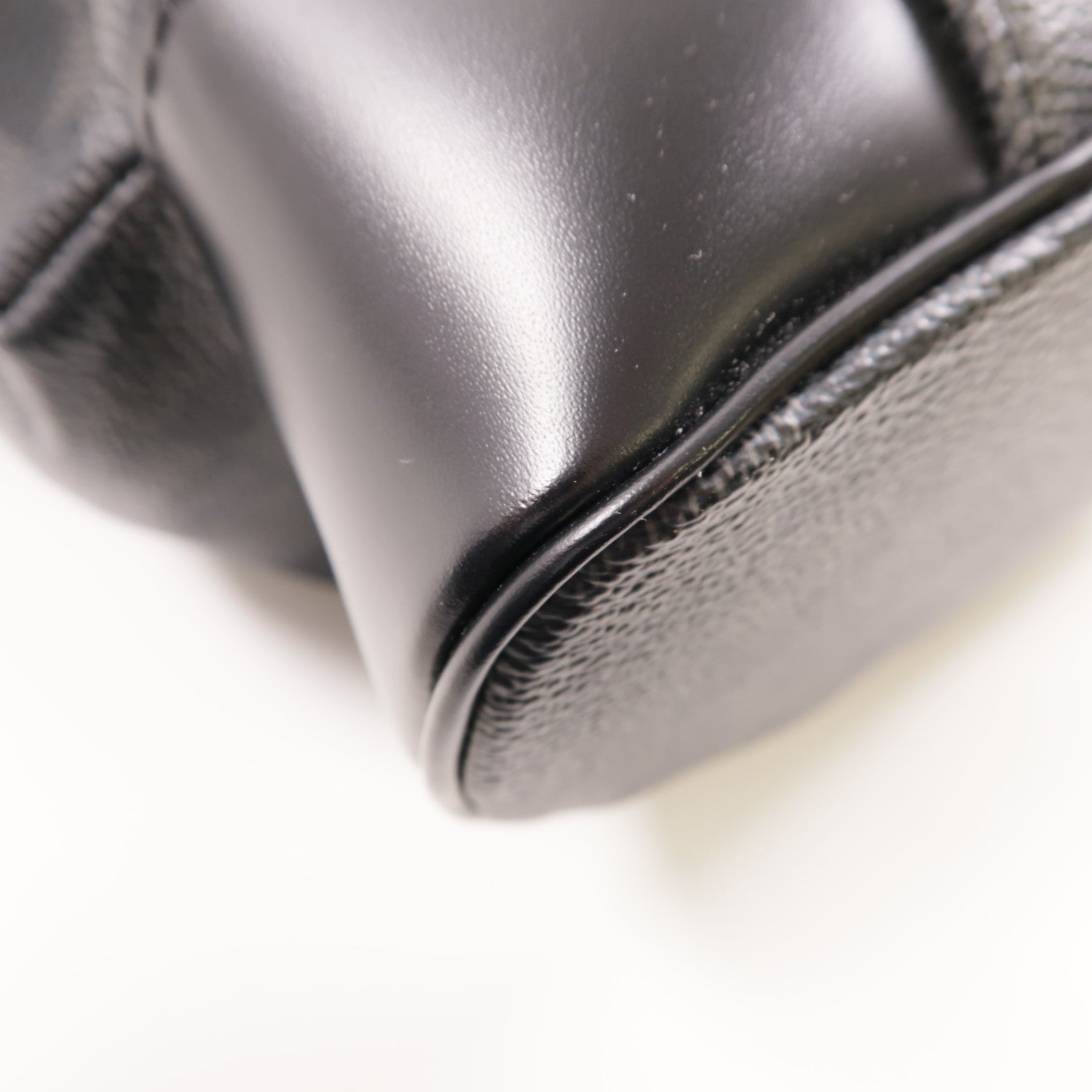 LOUIS VUITTON Damier Graphite Christopher MM銀扣背包黑色
