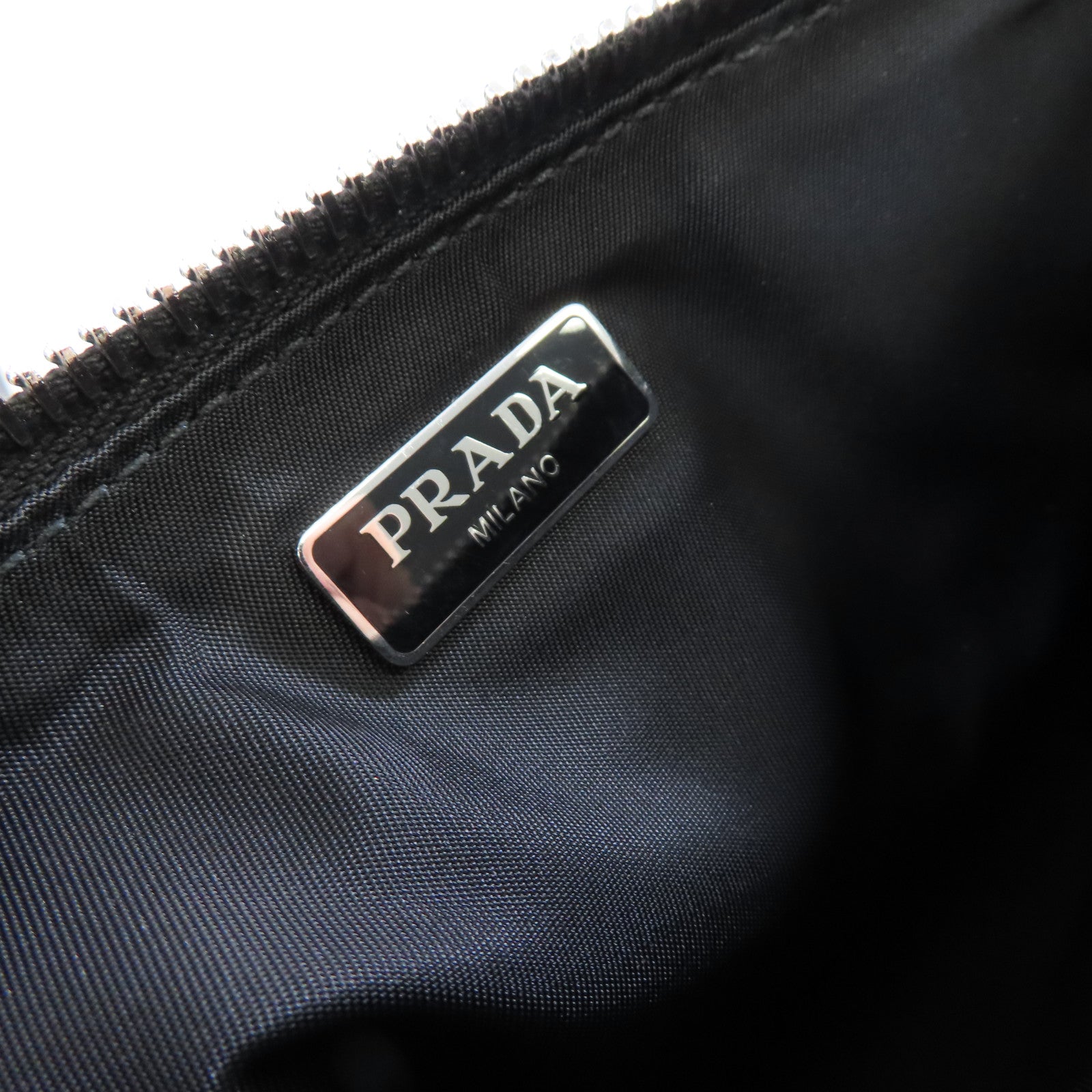 PRADA 尼龍Nero Tessuto 2Way Shoulder Bag銀扣手挽肩背兩用袋黑色