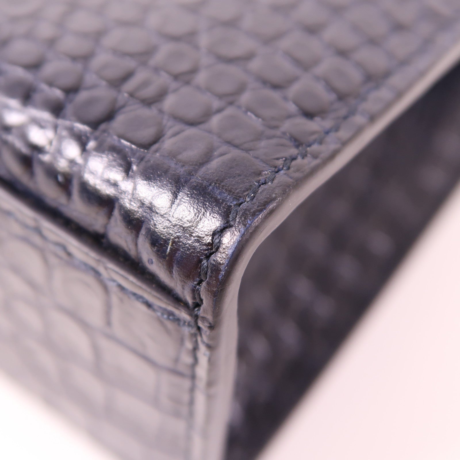 SAINT LAURENT 鱷魚皮革Shoulder Bag銀扣肩背袋