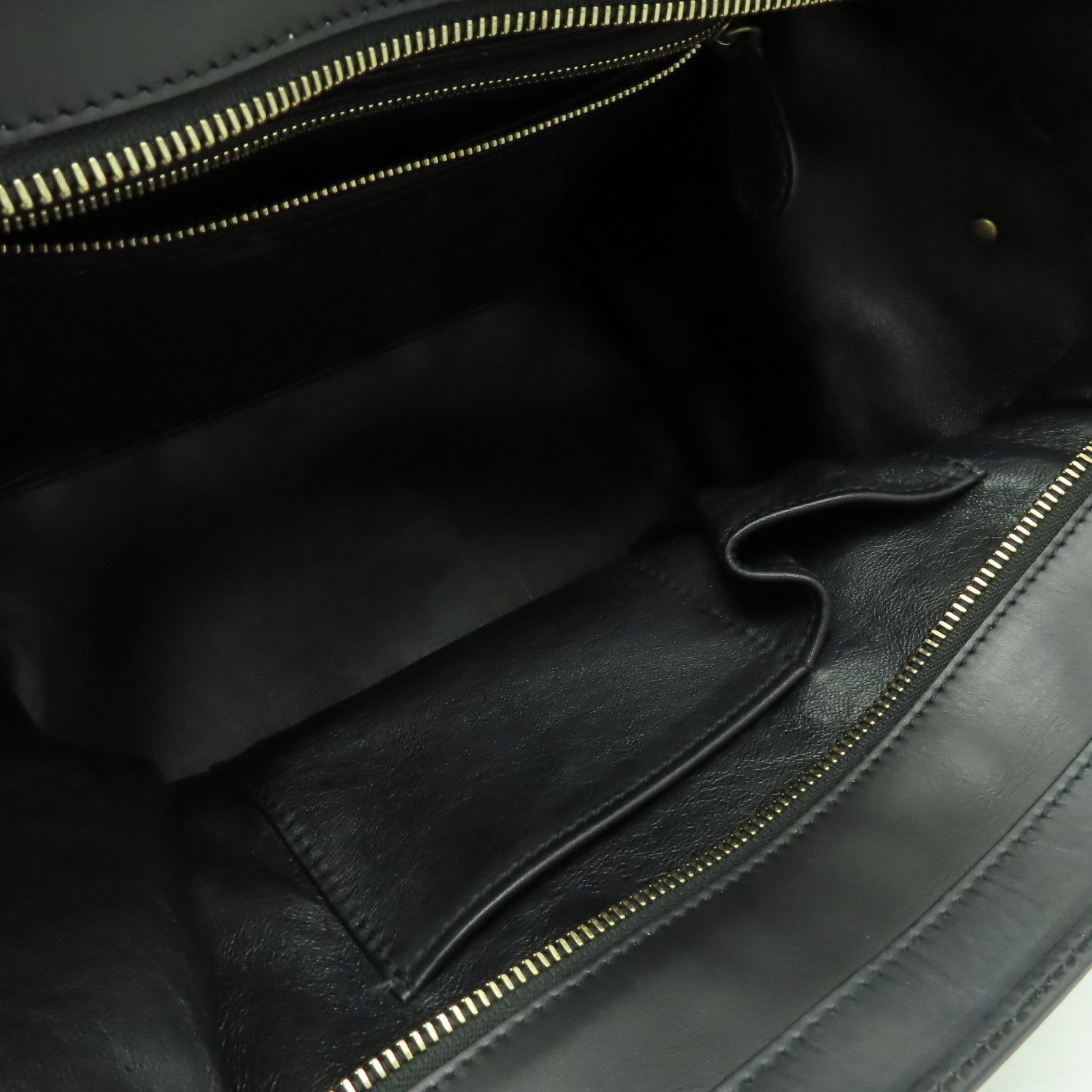 CELINE 【激減優惠】蛇皮皮革Micro Luggage金扣手挽袋米色/黑色