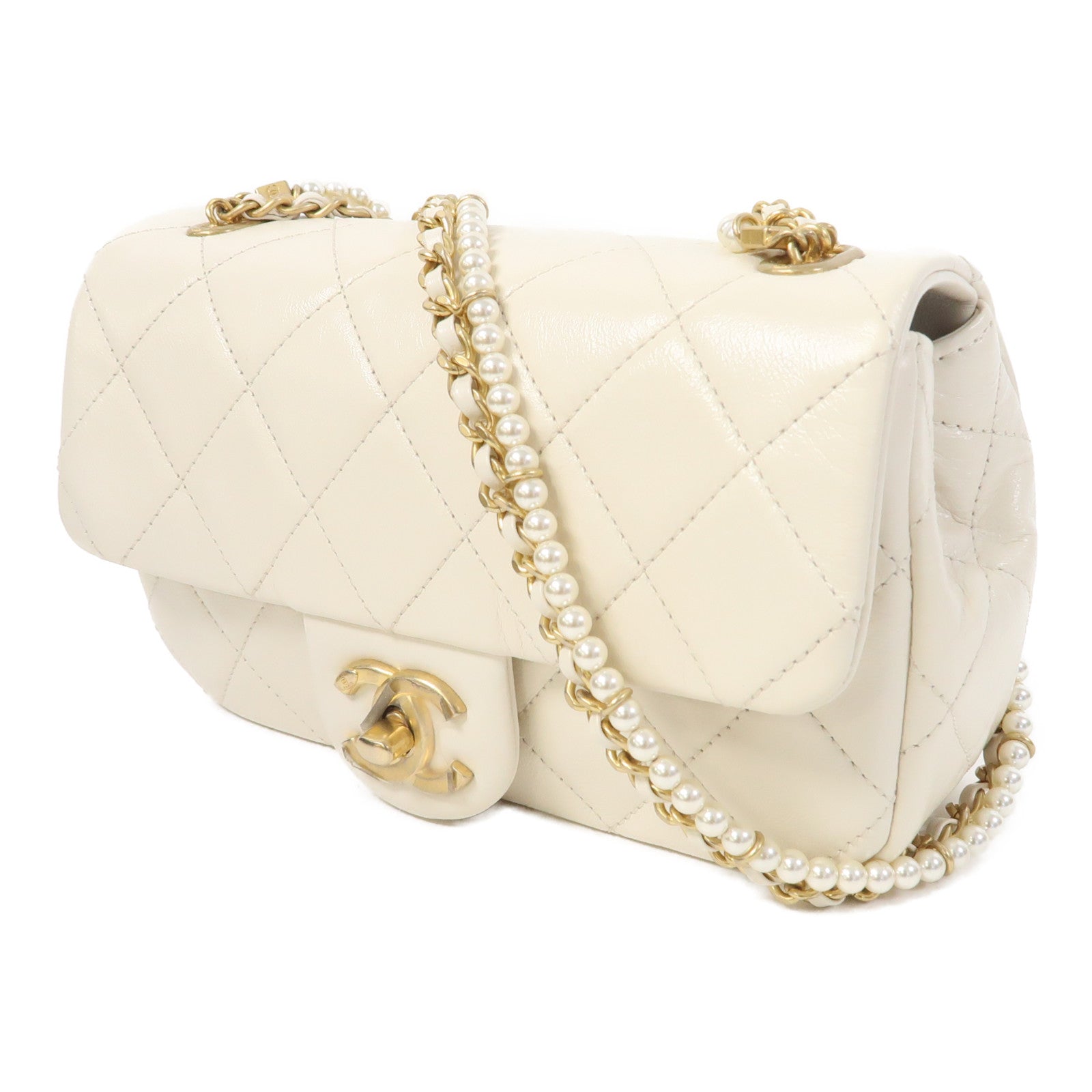 CHANEL 菱格牛皮皮革Mini Crystal Pearls Chain Flap金扣鏈帶肩背袋白色