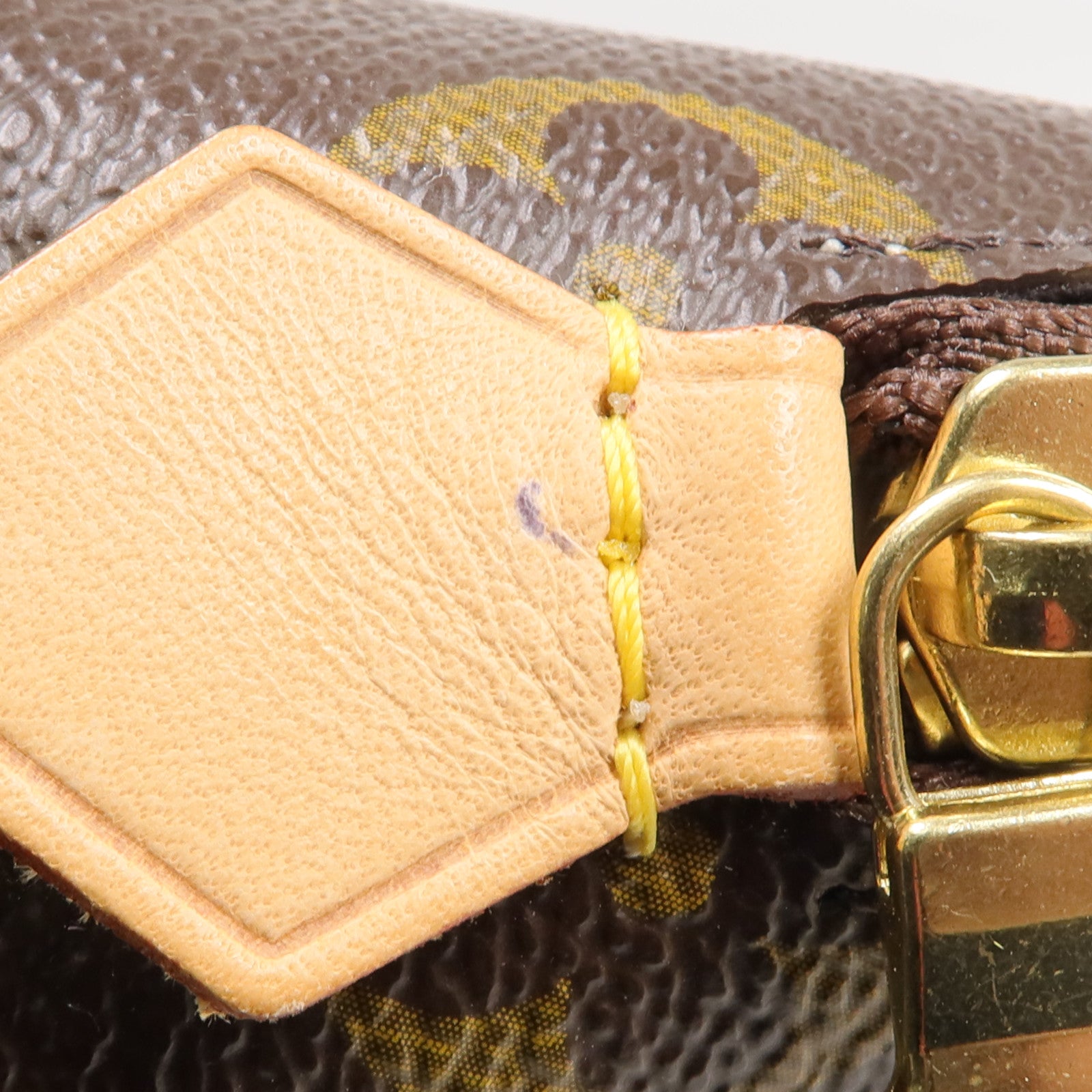 LOUIS VUITTON Monogram Cosmetic Pouch GM金扣手拿包