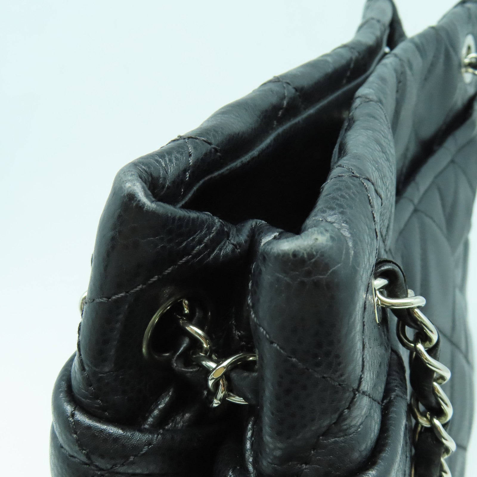 CHANEL 【激減優惠】菱格牛皮皮革Shoulder Bag銀扣肩背袋黑色
