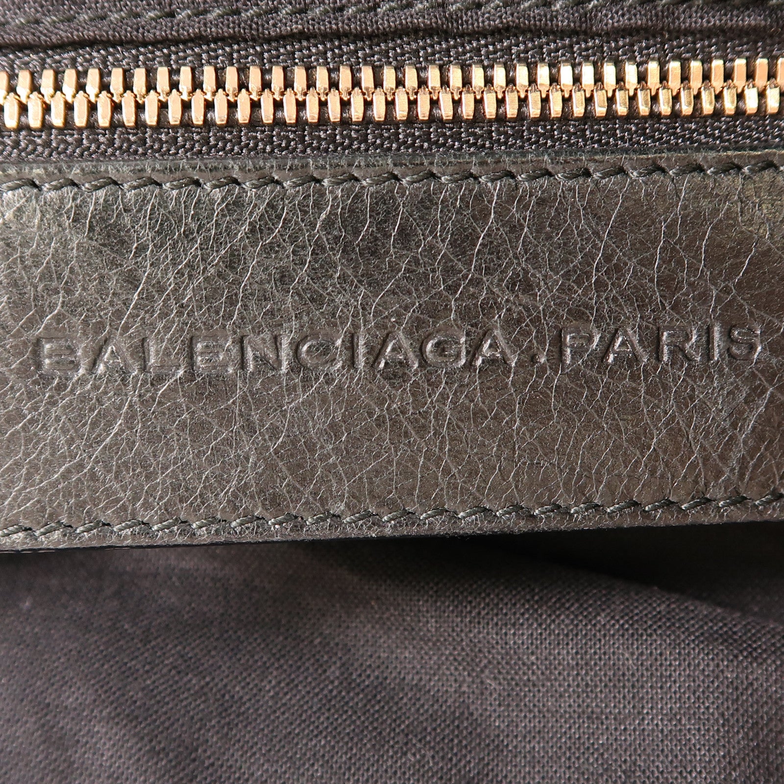 BALENCIAGA 牛皮皮革Giant Work金扣手挽袋