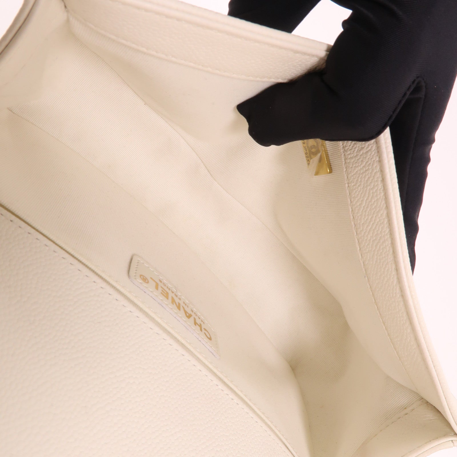 CHANEL 牛皮皮革Boy 25金扣鏈帶肩背袋