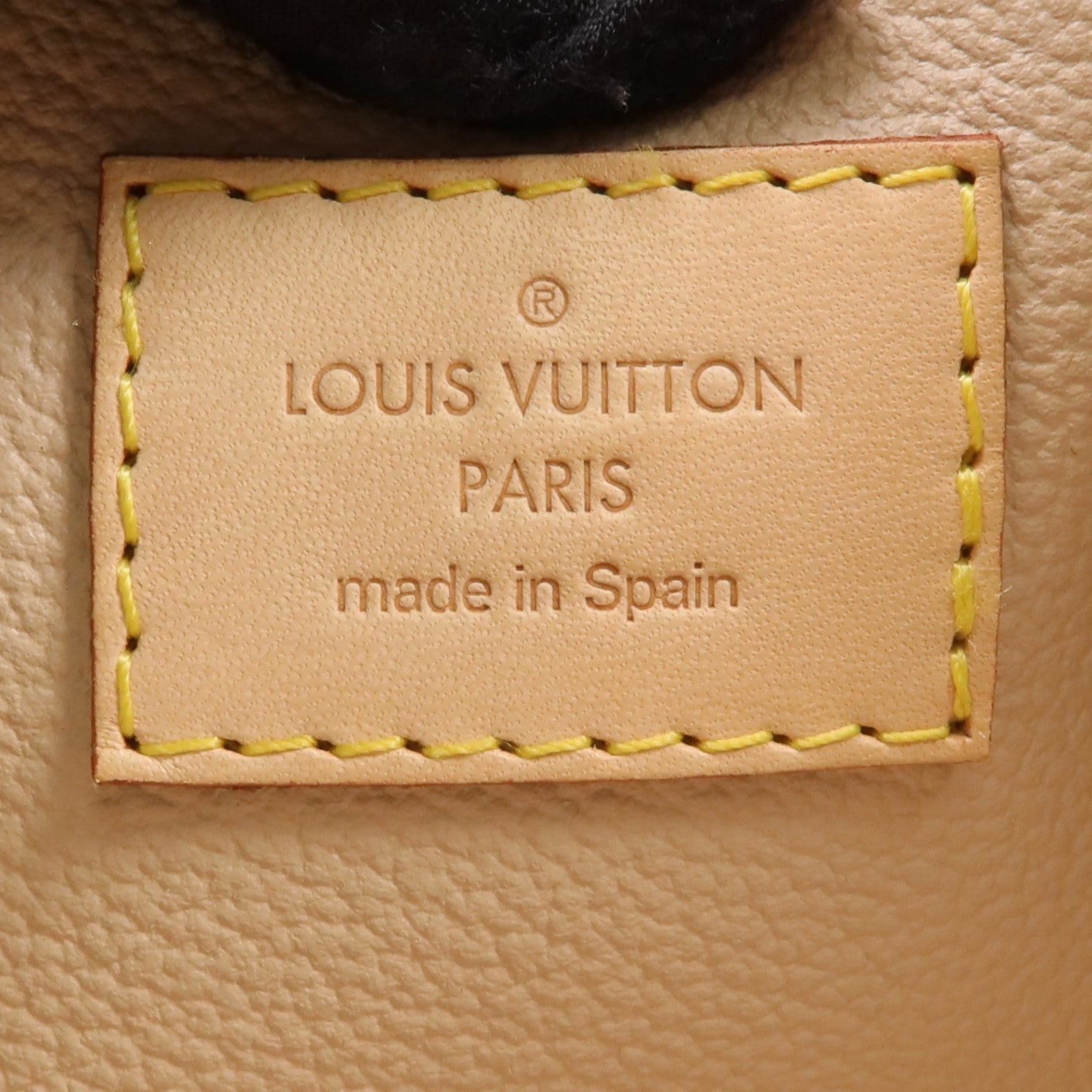 LOUIS VUITTON Monogram Cosmetic Pouch GM金扣手拿包