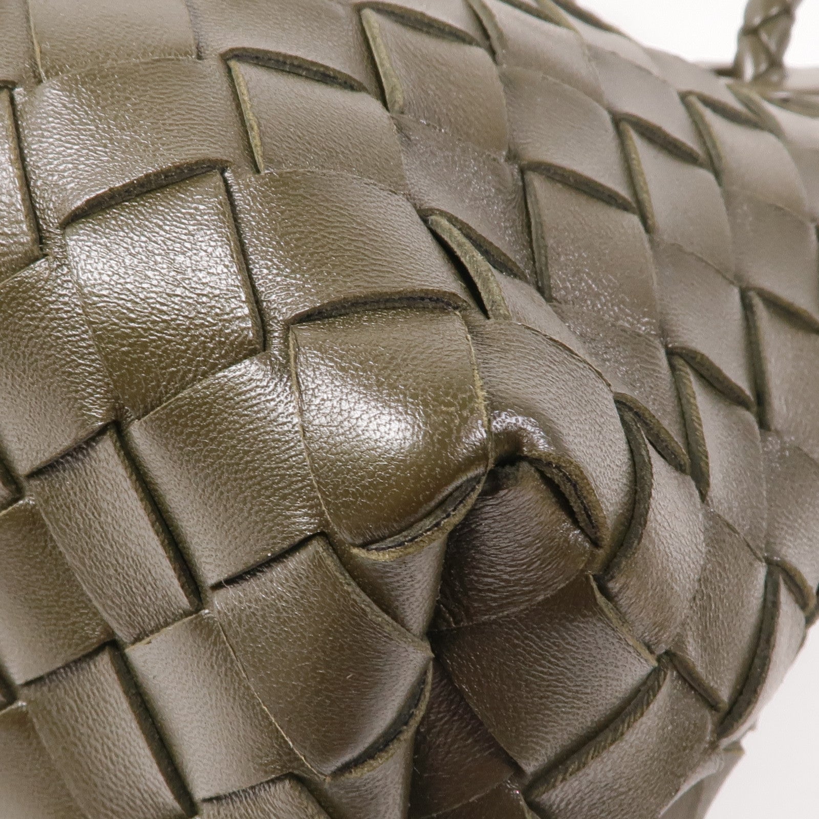 BOTTEGA VENETA 牛皮皮革Andiamo Small金扣手挽肩背兩用袋