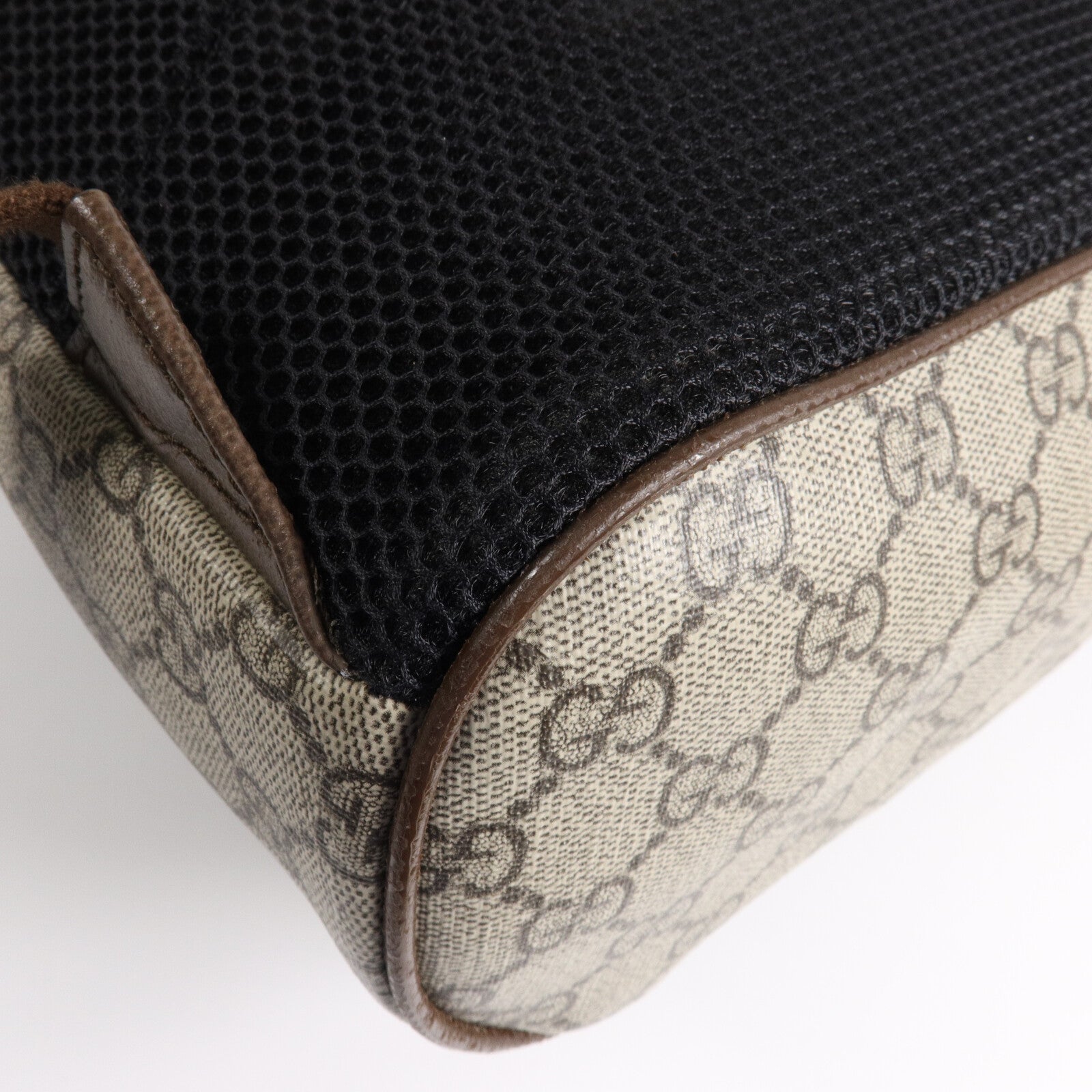 GUCCI 塗層帆布GG Supreme Backpack背包