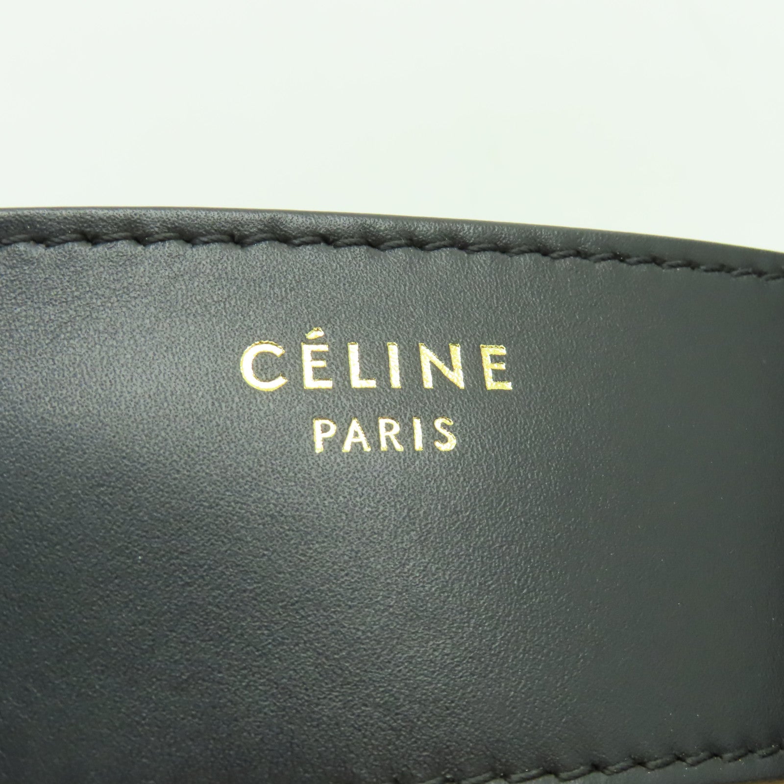 CELINE 【激減優惠】蛇皮皮革Micro Luggage金扣手挽袋米色/黑色