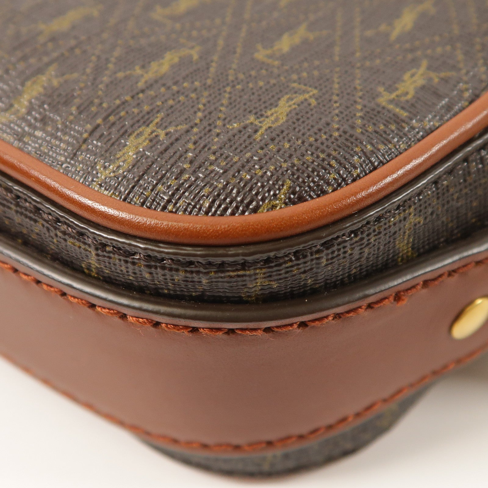 SAINT LAURENT 塗層帆布Le Monogramme Crossbody Bag肩背袋