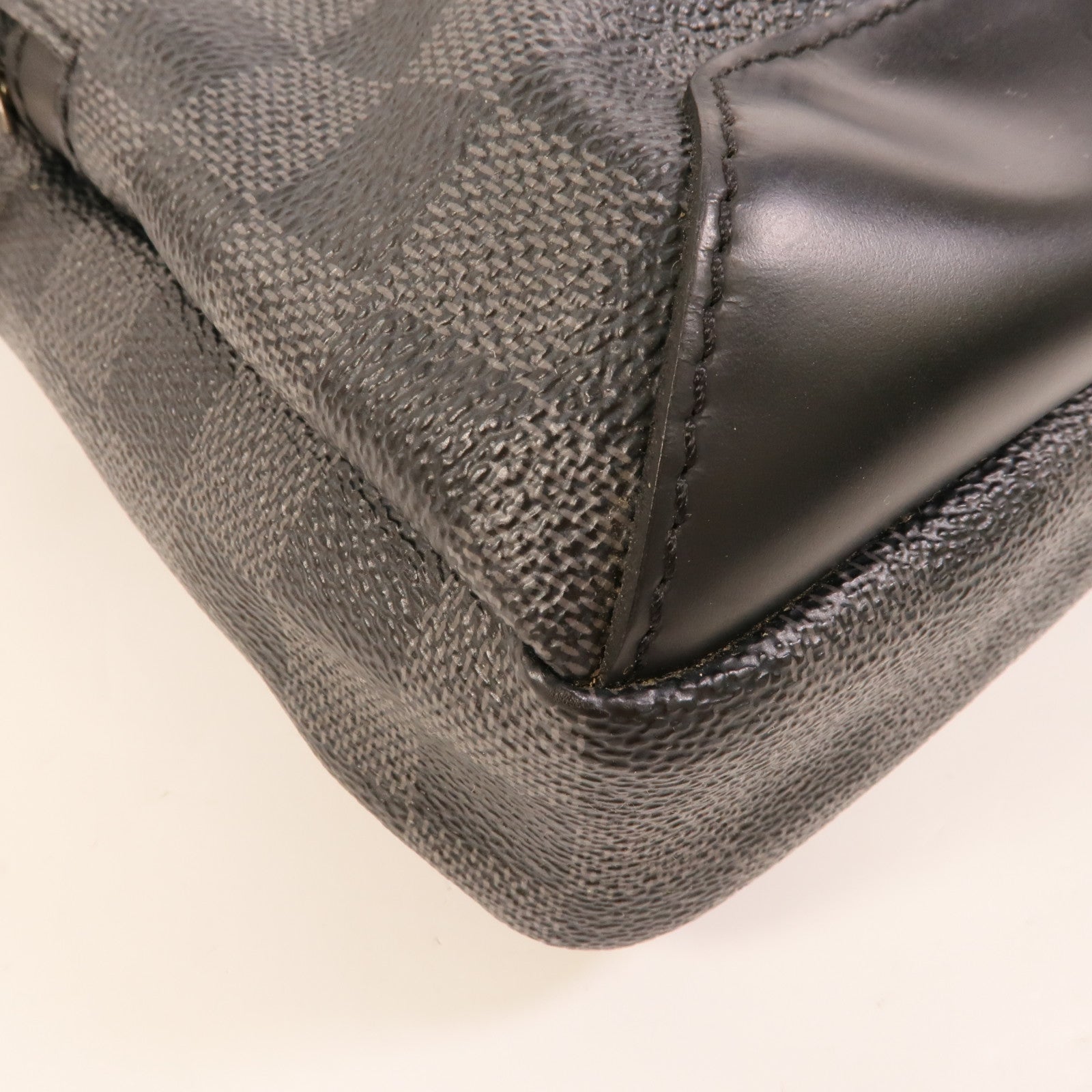 LOUIS VUITTON Damier Avenue Sling肩背袋