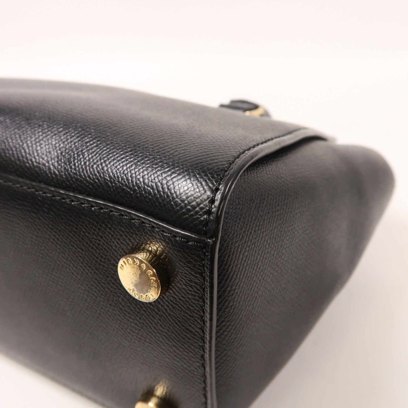 Michael Kors 牛皮皮革Shoulder Bag金扣手挽肩背兩用袋黑色