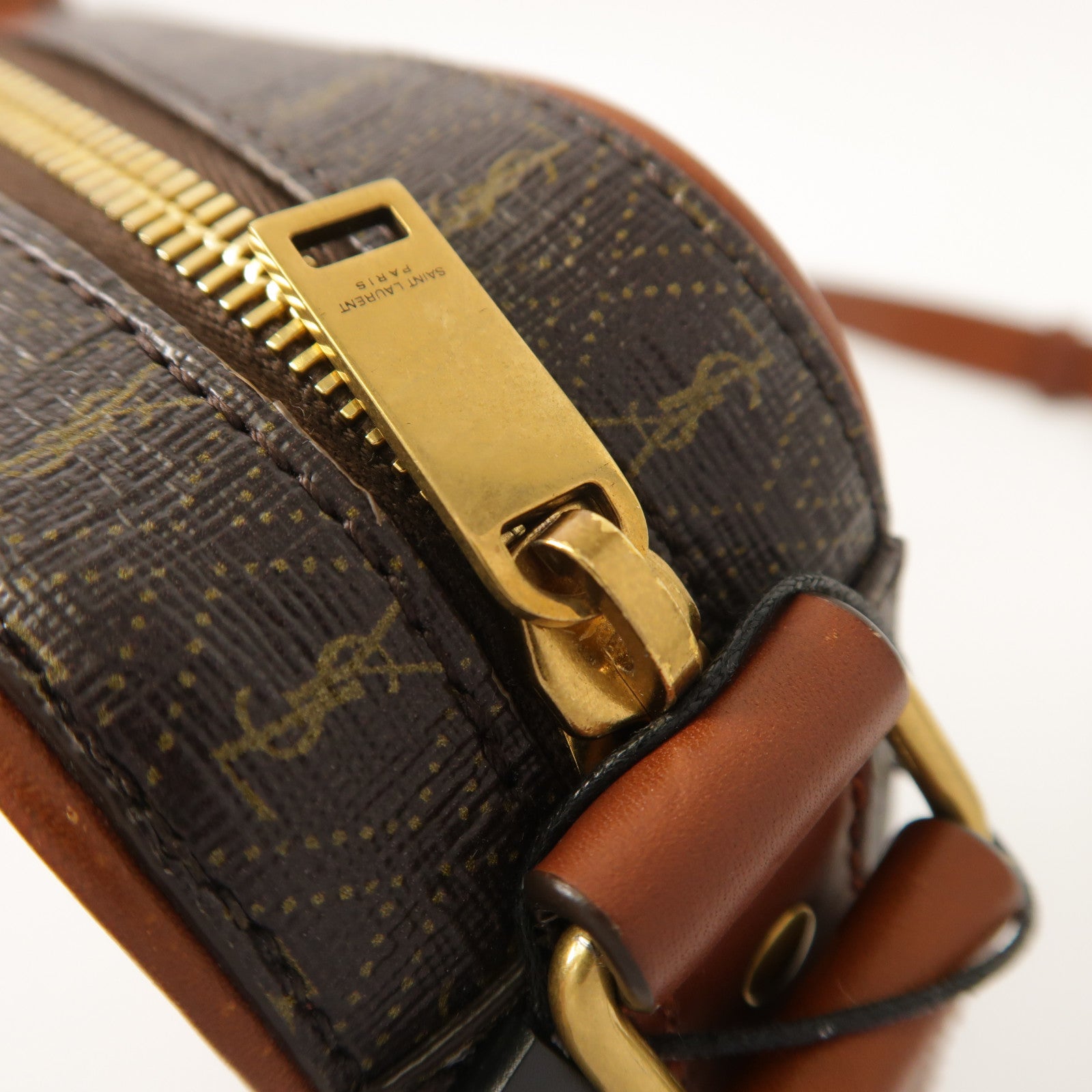 SAINT LAURENT 塗層帆布Le Monogramme Crossbody Bag肩背袋