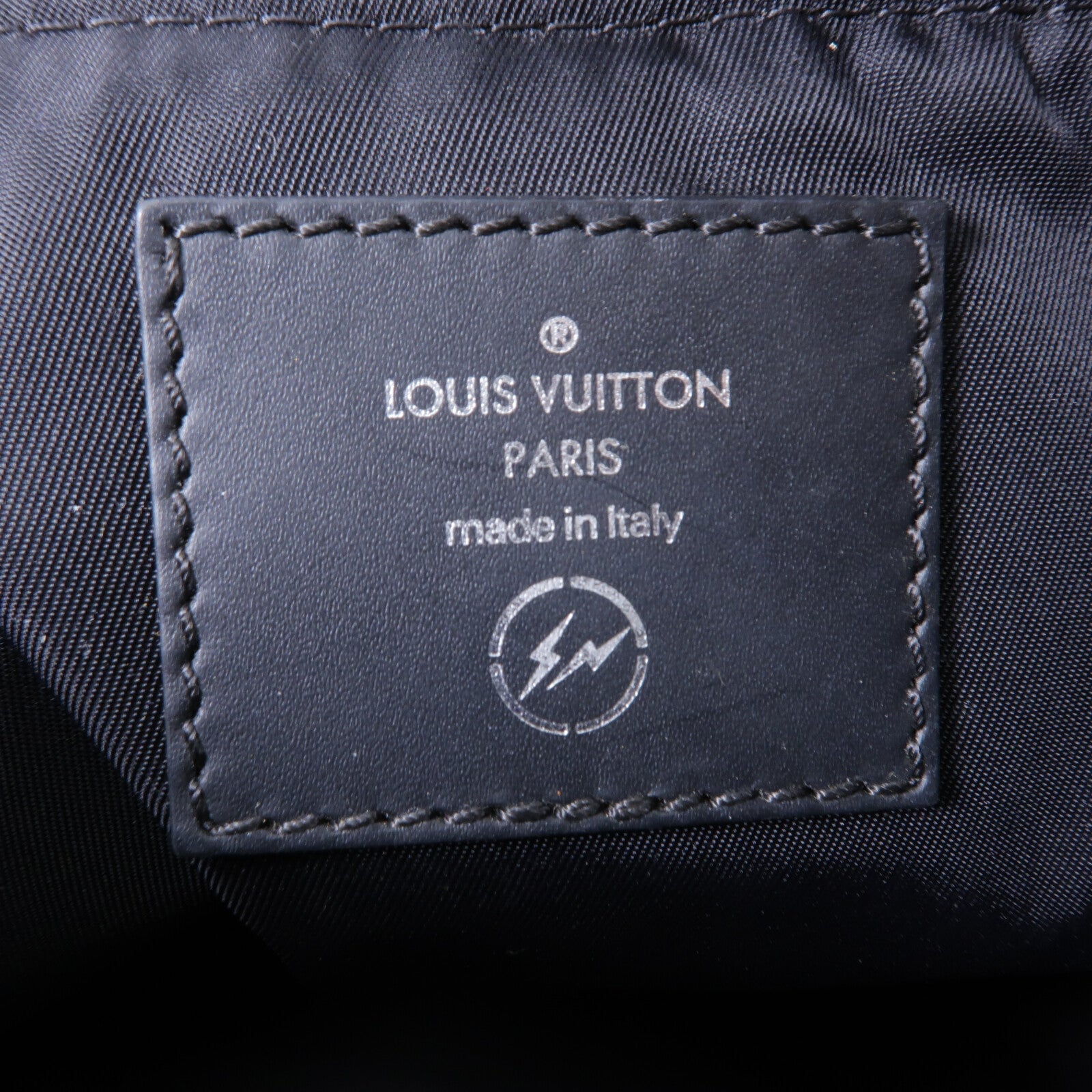 LOUIS VUITTON Monogram Eclipse LV x Hiroshi Fujiwara Fragment肩背袋