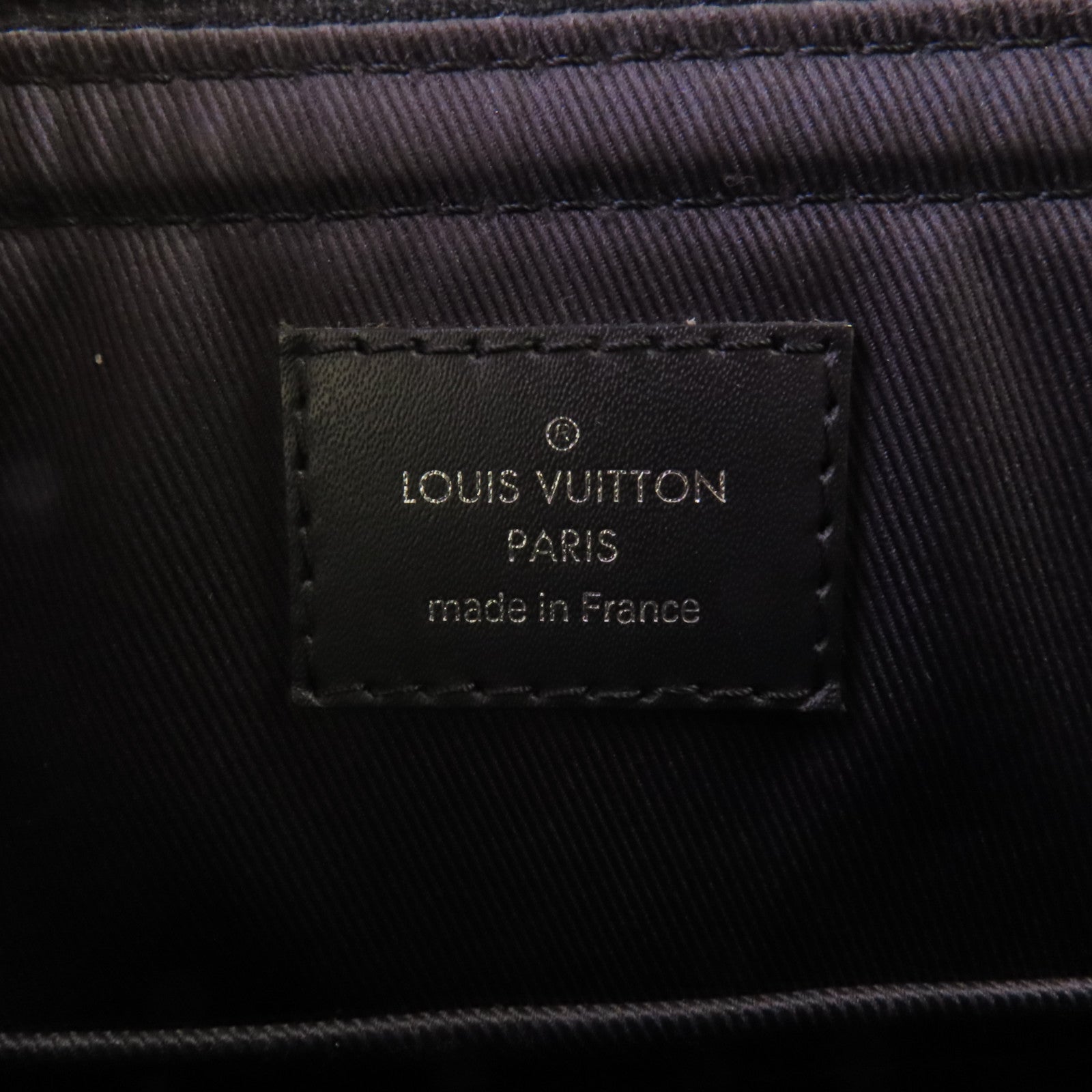 LOUIS VUITTON Monogram Eclipse Odyssey Messenger PM銀扣肩背袋
