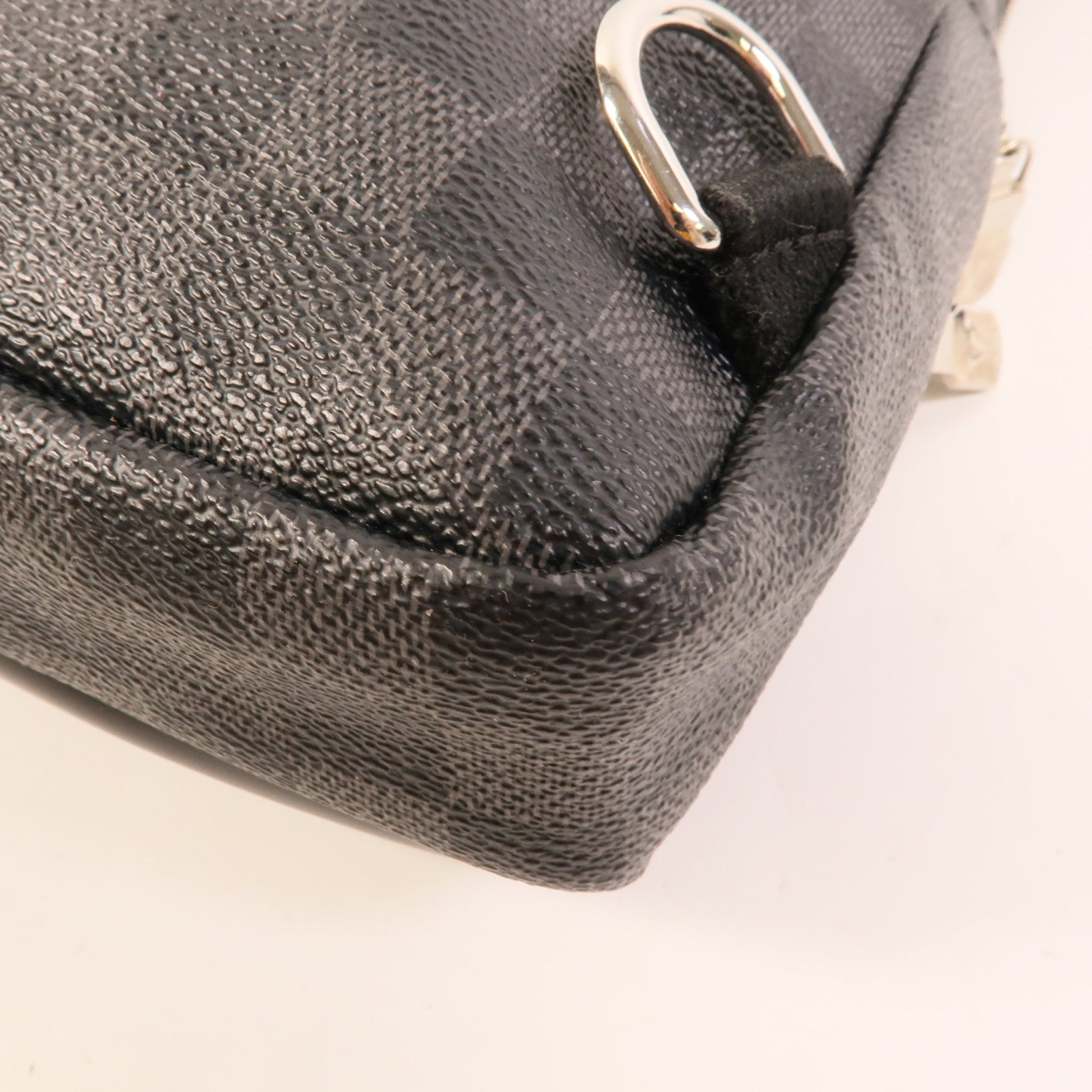 LOUIS VUITTON Damier Avenue Sling肩背袋