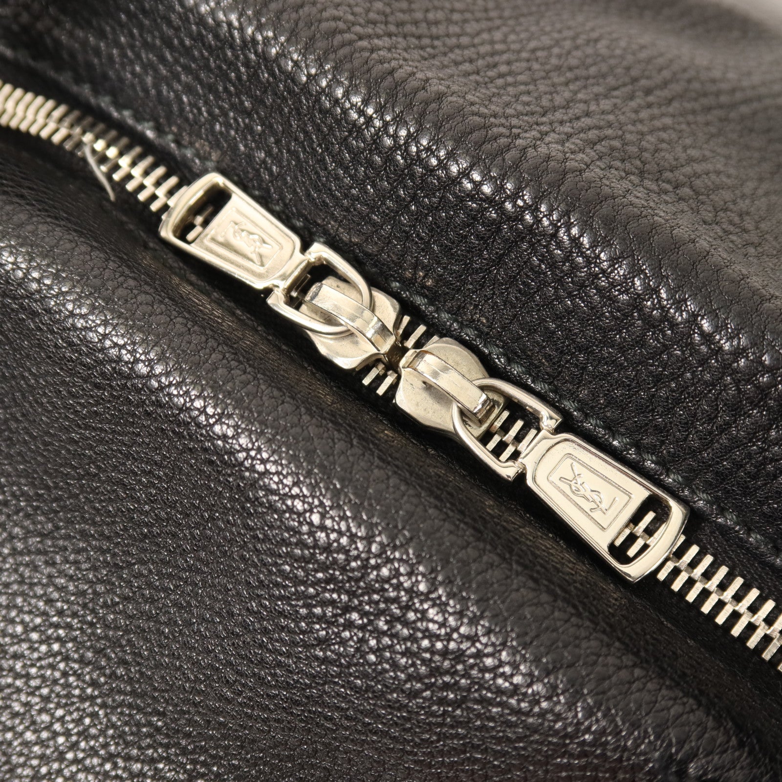 SAINT LAURENT 牛皮皮革Easy Boston Bag銀扣手挽袋