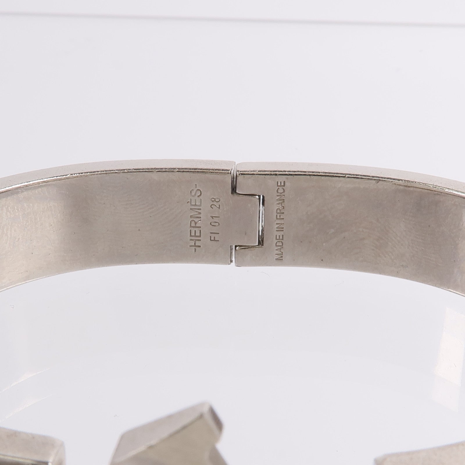 HERMES 金屬/琺瑯Clic H Bracelet手鐲Gris Etain Mat
