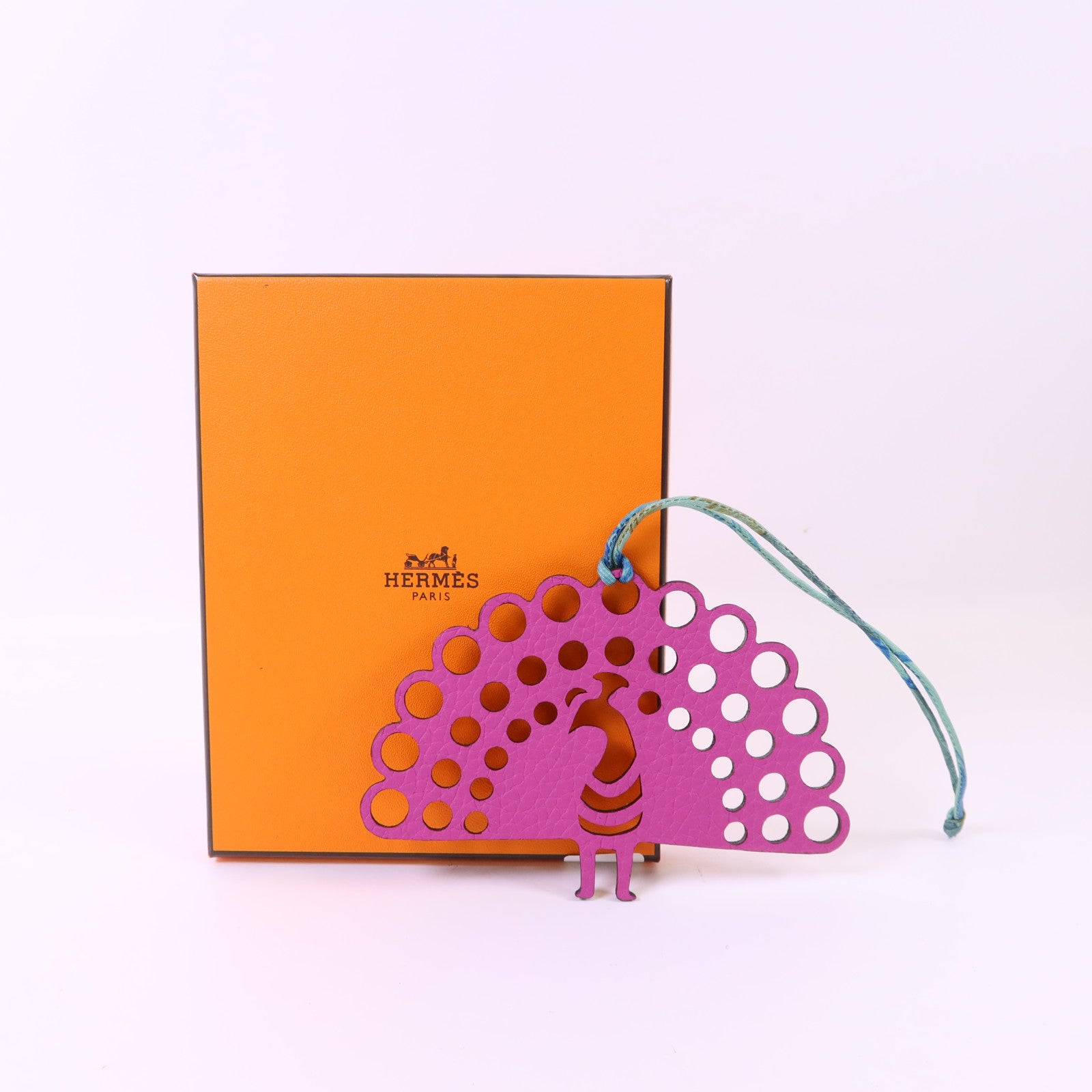 HERMES Clemence皮革/Chevre皮革Petit H Peacock Charm掛飾