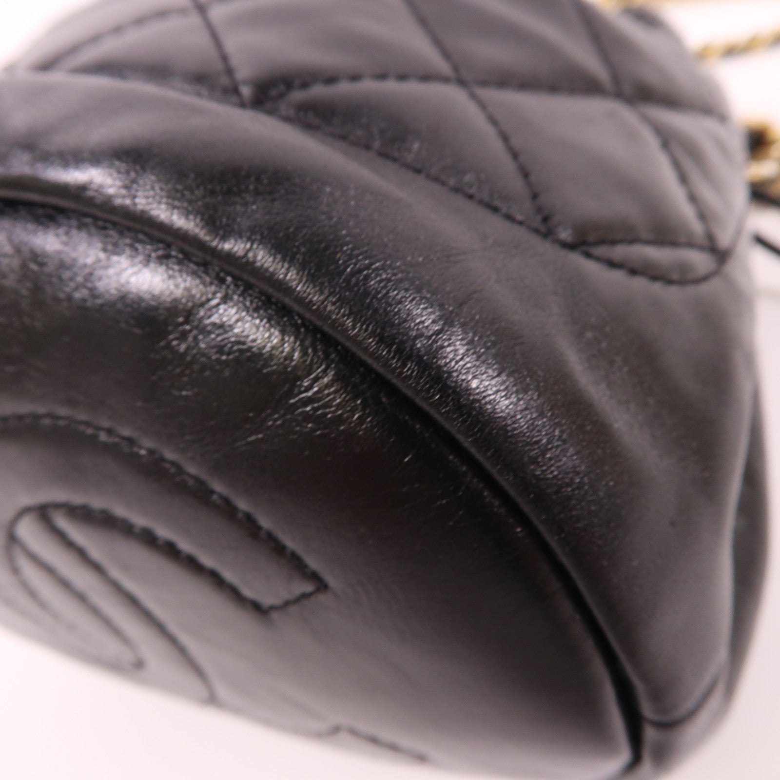 CHANEL 羊皮皮革Bucket Dranstring Bag金扣鏈帶肩背袋