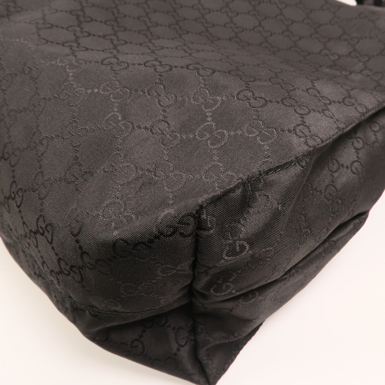 GUCCI 尼龍GG Outlet Tote Bag銀扣手挽袋