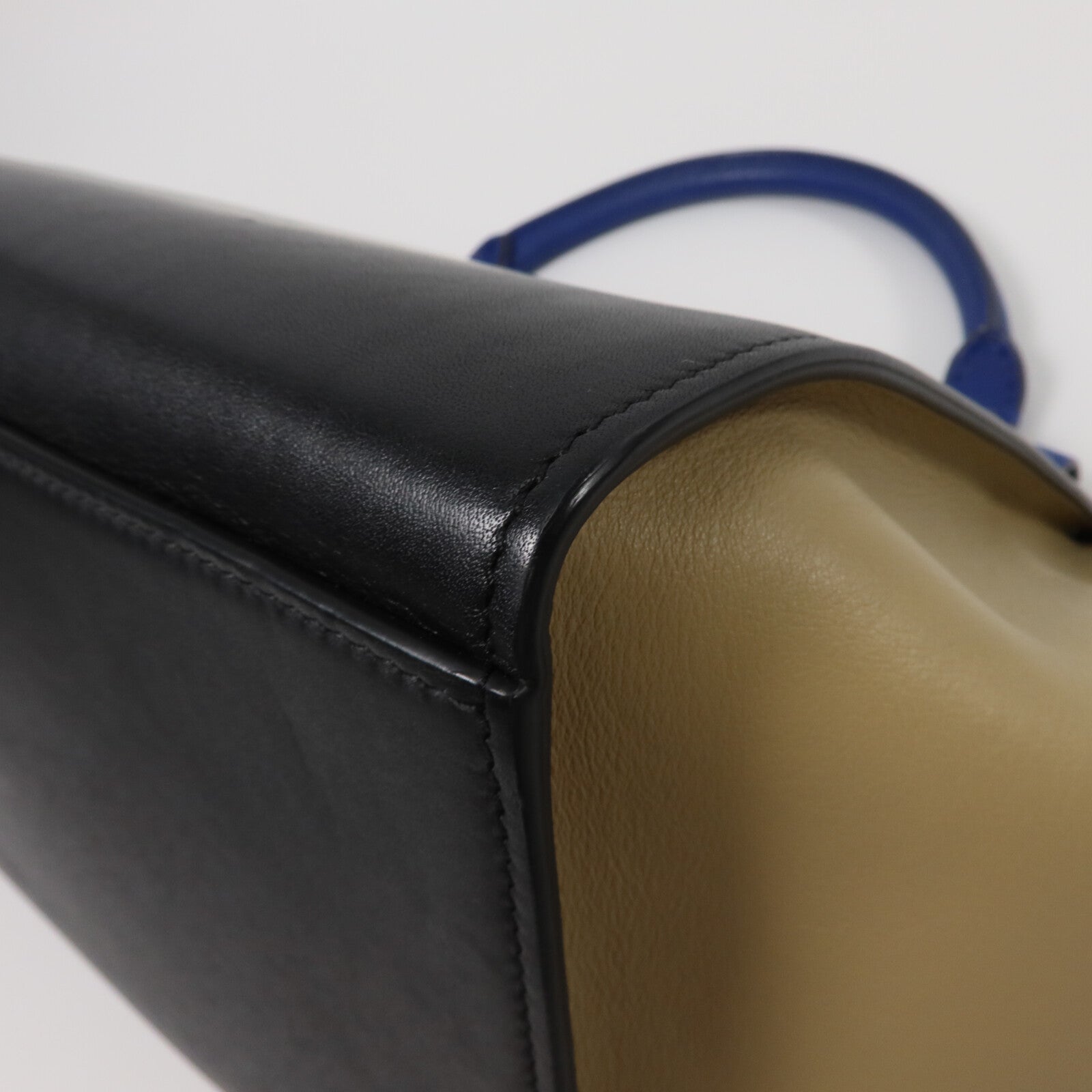 CELINE 牛皮皮革Trapeze Medium手挽肩背兩用袋