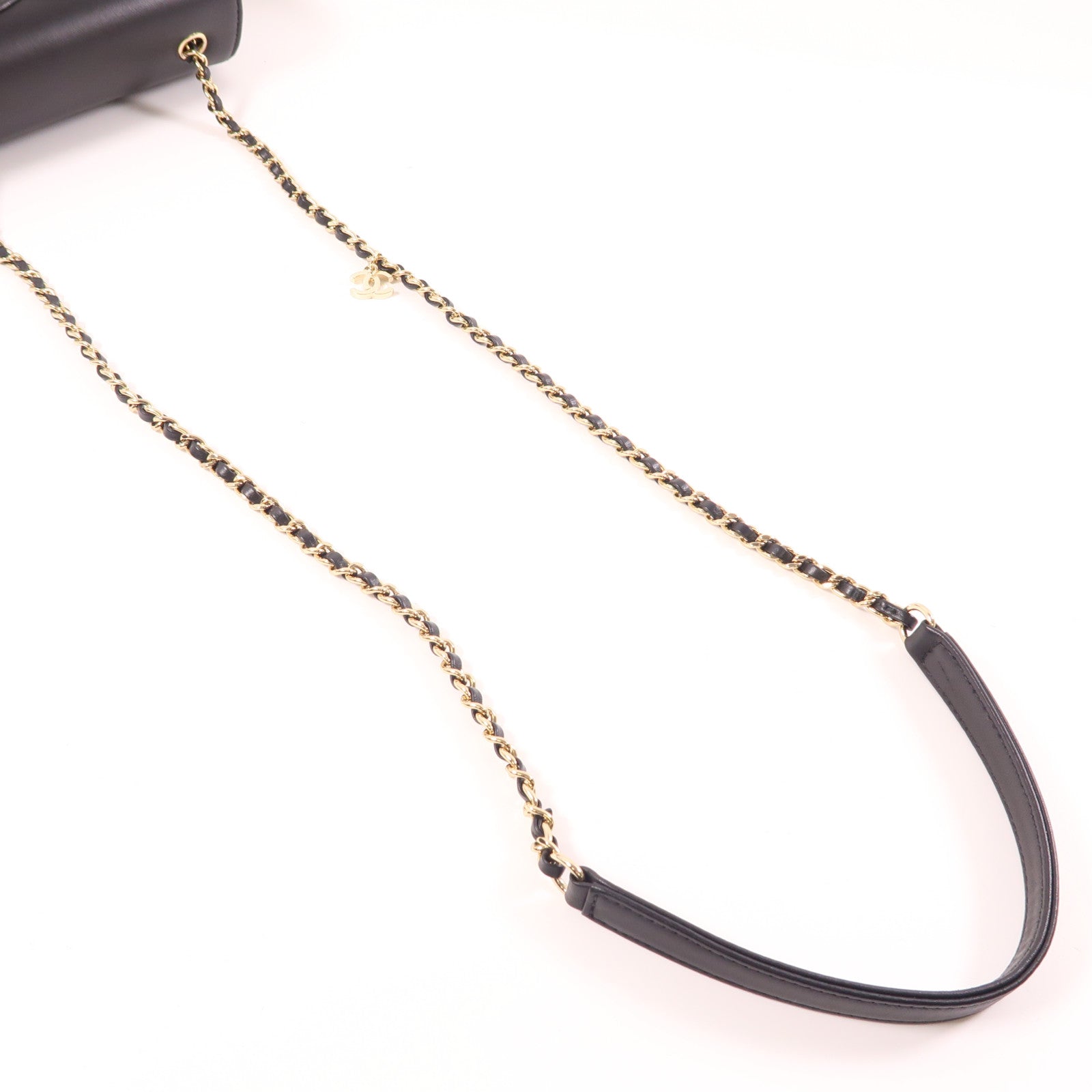 CHANEL 羊皮皮革Chain Shoulder金扣肩背袋黑色