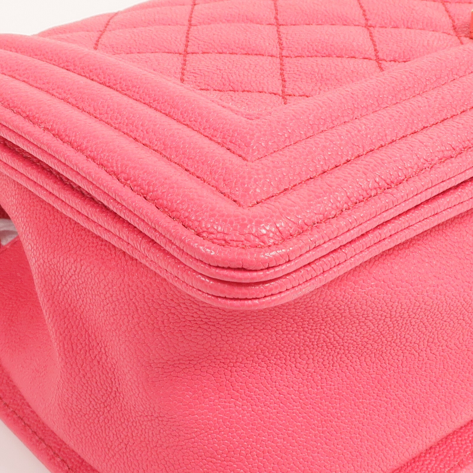 CHANEL 牛皮皮革Boy 25金扣鏈帶肩背袋