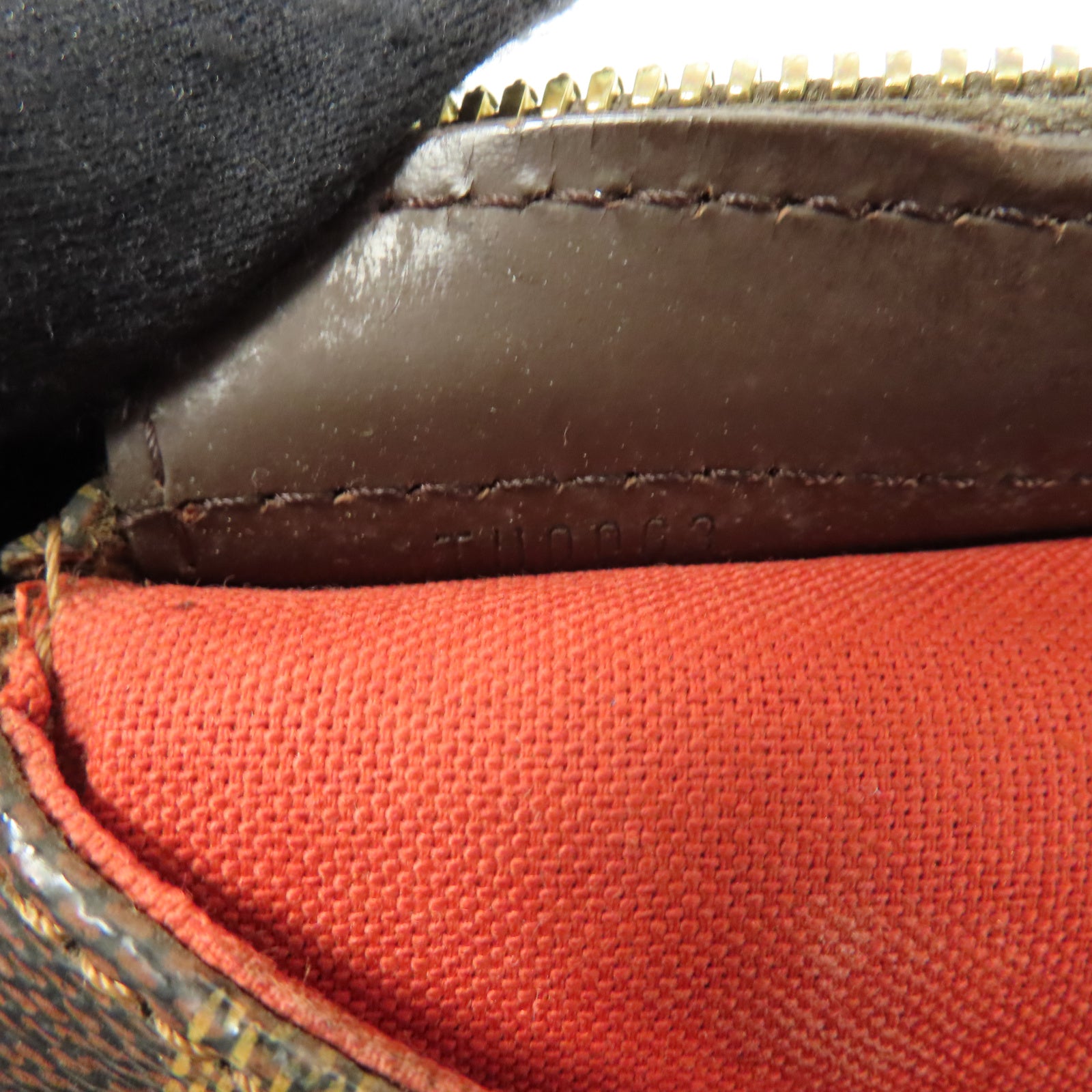 LOUIS VUITTON Damier Chelsea金扣肩背袋啡色