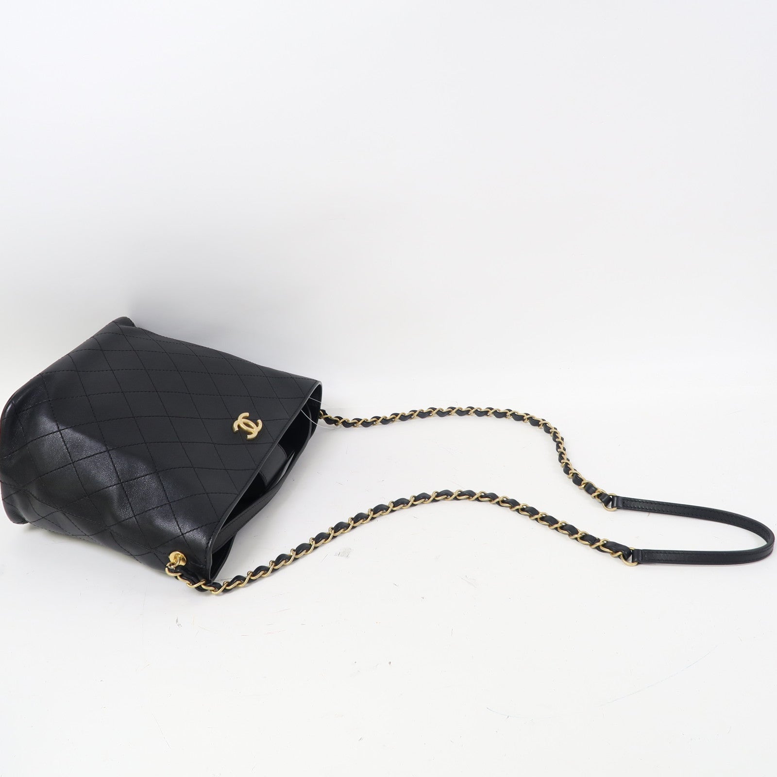 CHANEL 【激減優惠】菱格牛皮皮革Shoulder Bag金扣鏈帶肩背袋黑色