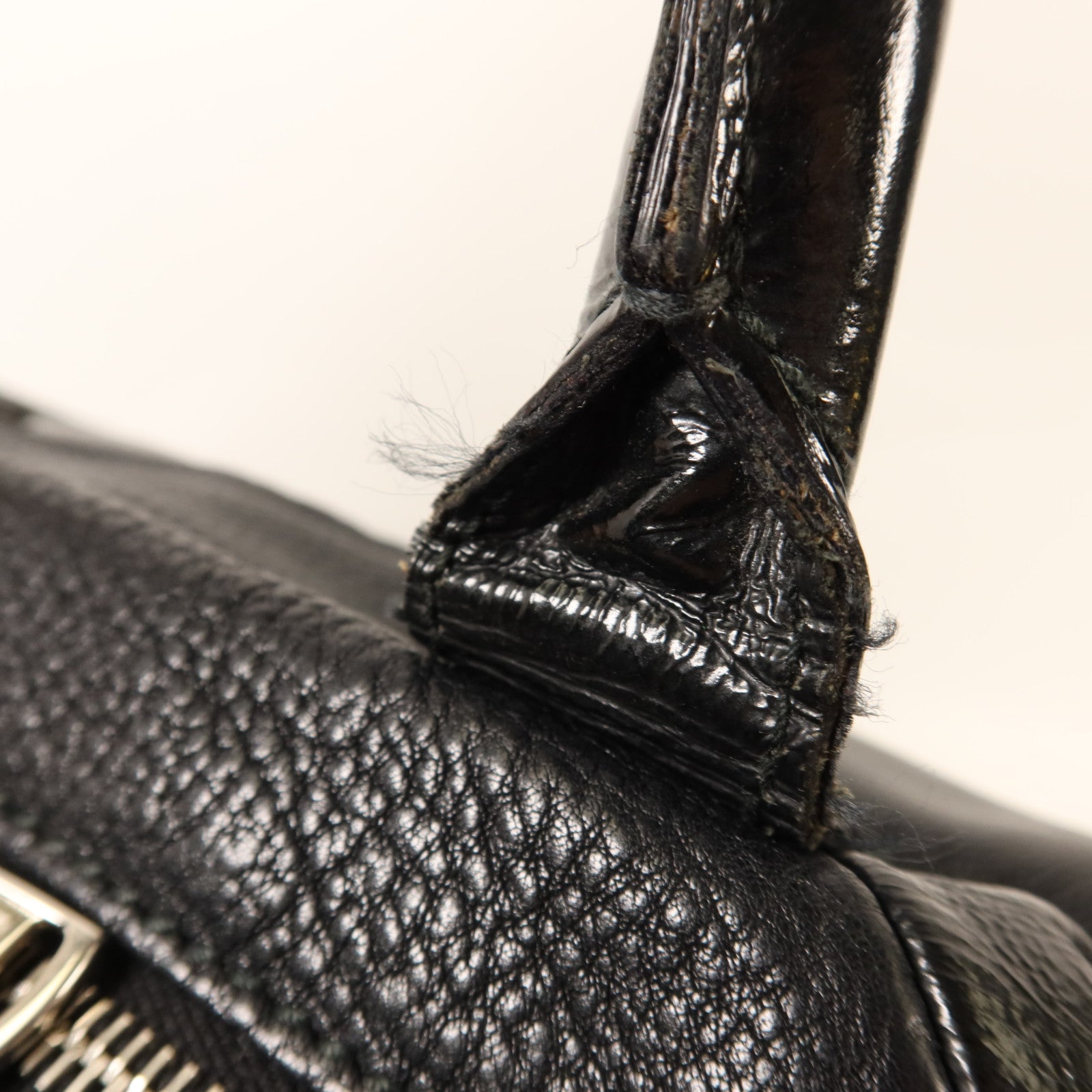 SAINT LAURENT 牛皮皮革Easy Boston Bag銀扣手挽袋
