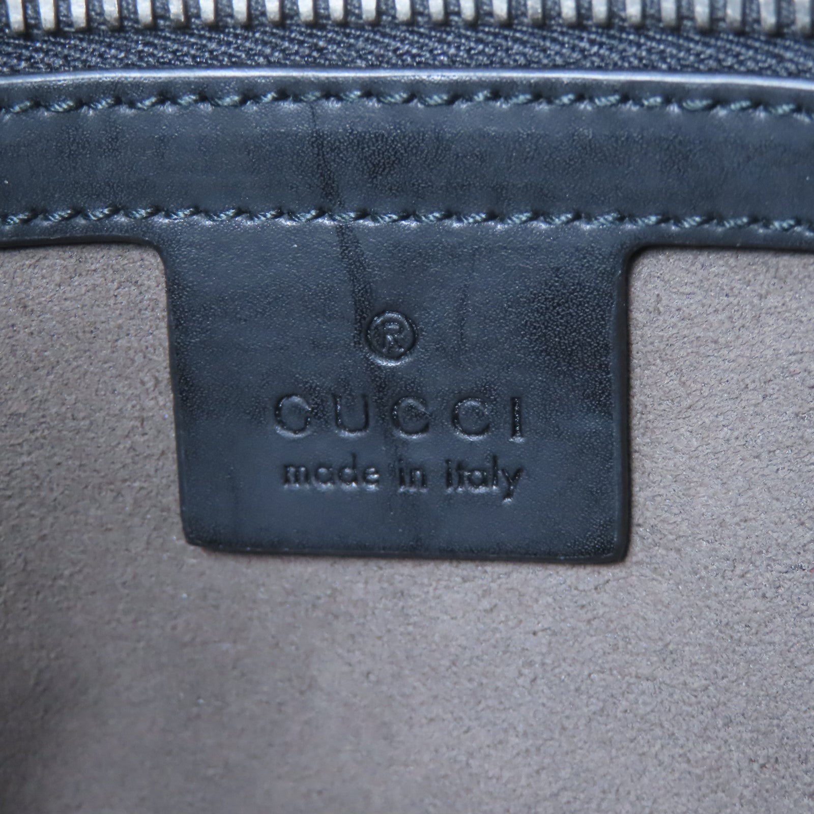 GUCCI 塗層帆布Pouch銀扣手拿包啡色