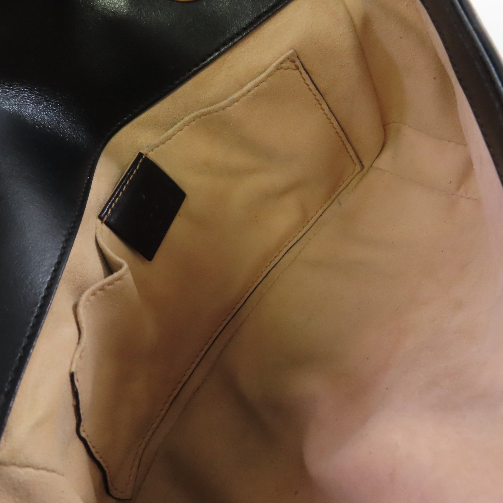 GUCCI 牛皮皮革GG Marmont Mini Shoulder Bag金扣鏈帶肩背袋黑色