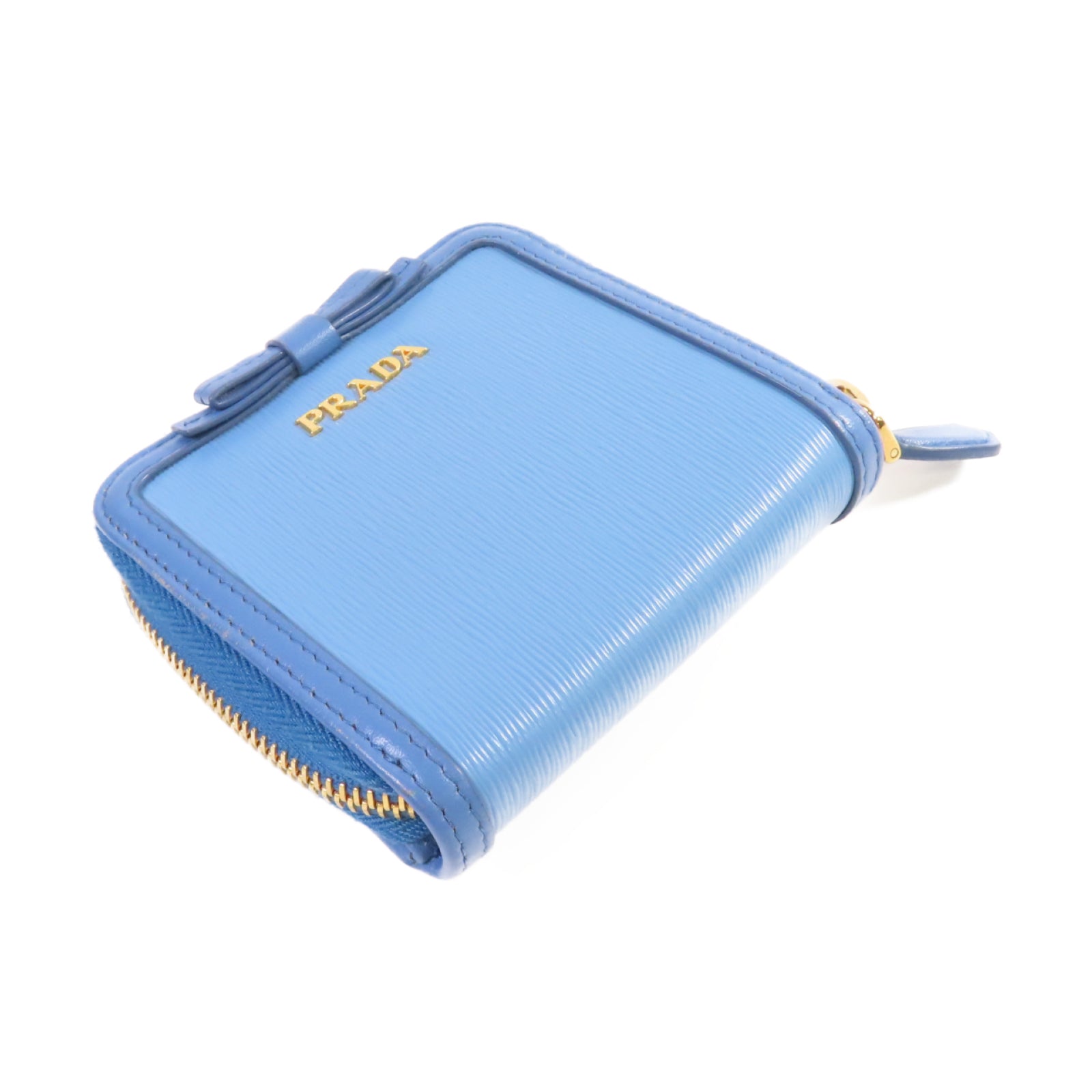 PRADA 牛皮皮革Round Zip Wallet金扣拉鏈短錢包淺藍色