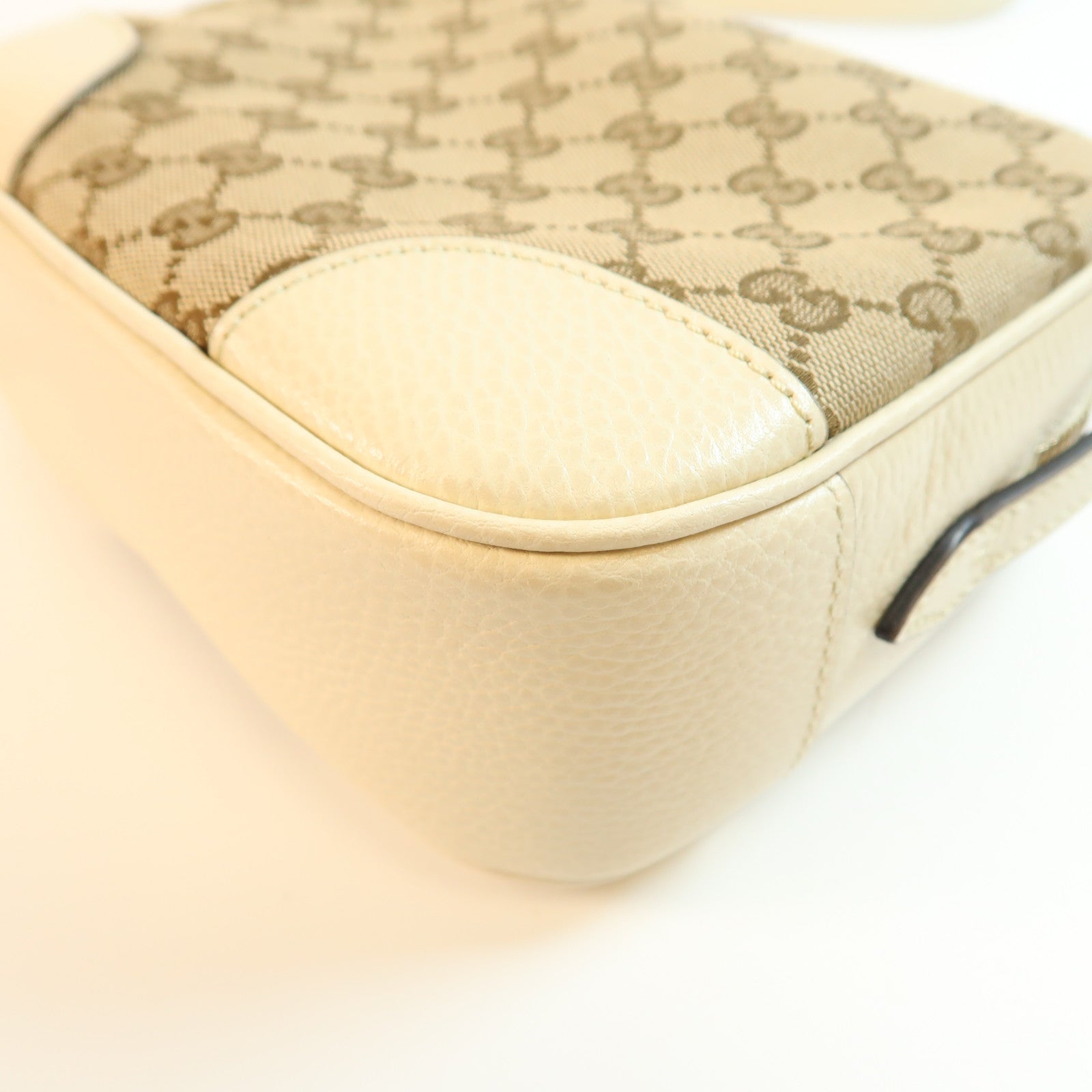 GUCCI 帆布Shoulder Bag金扣肩背袋